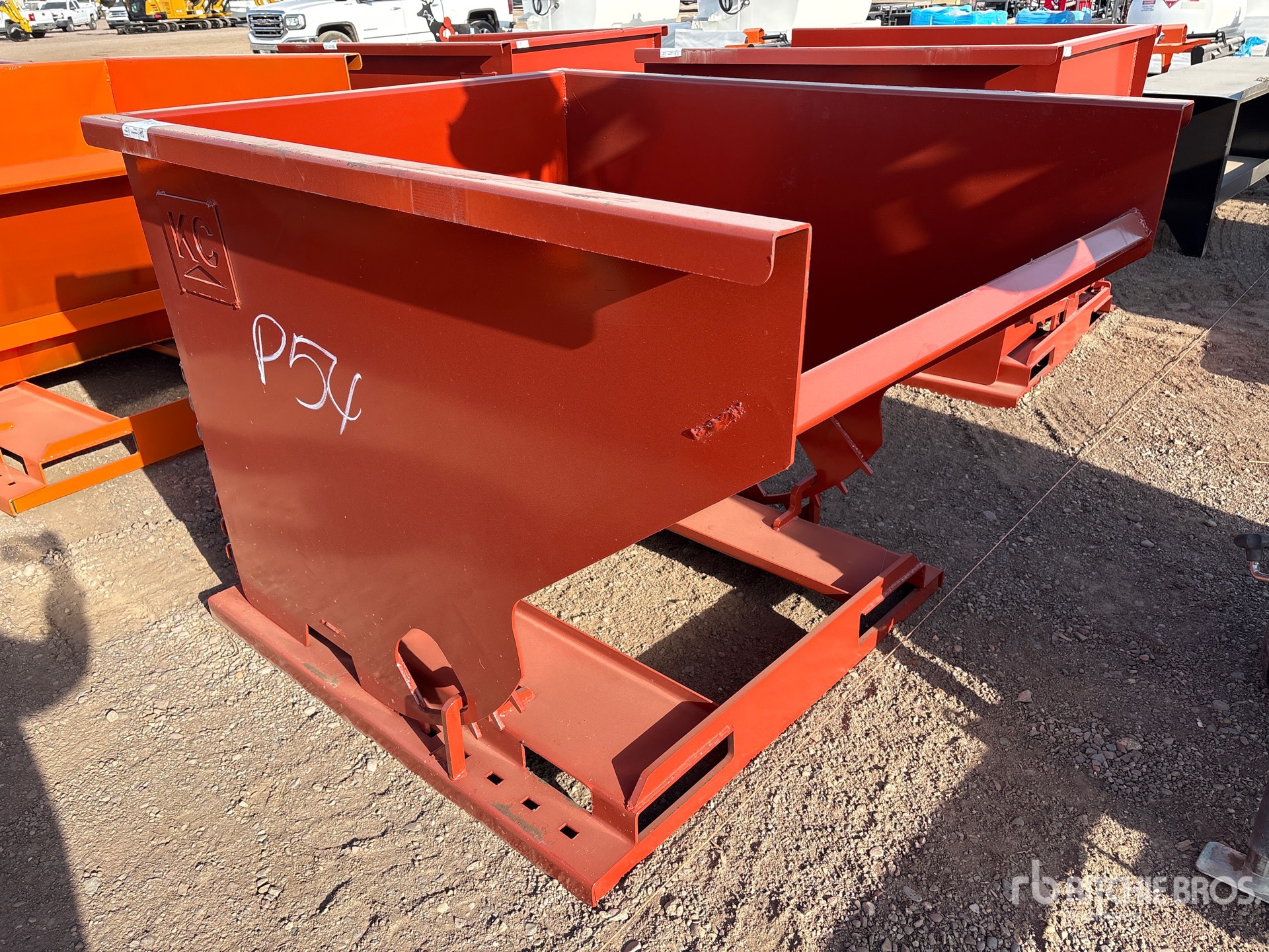 General Appearance with Bild, Ecke vorne rechts