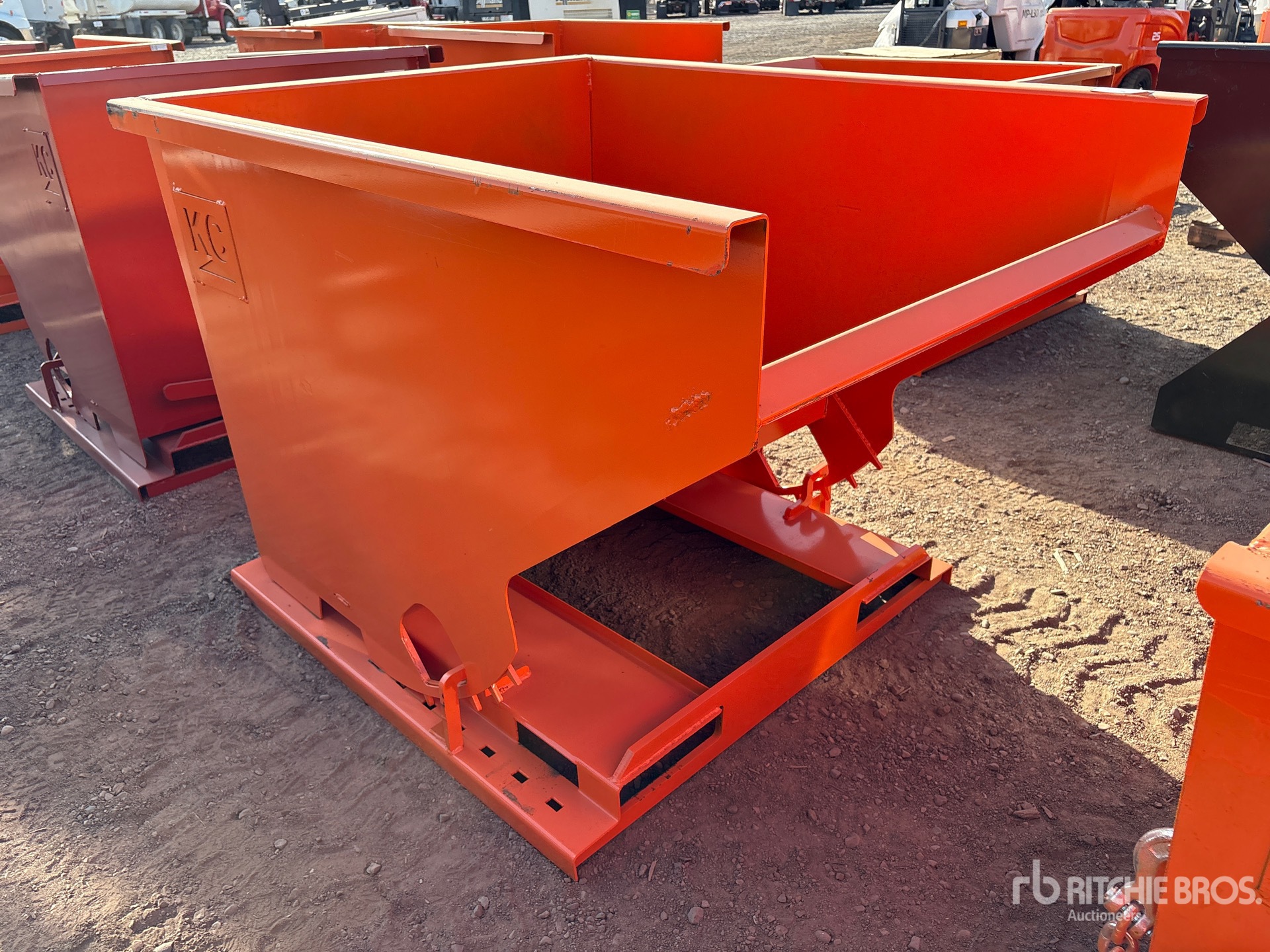 General Appearance with Bild, Ecke vorne rechts