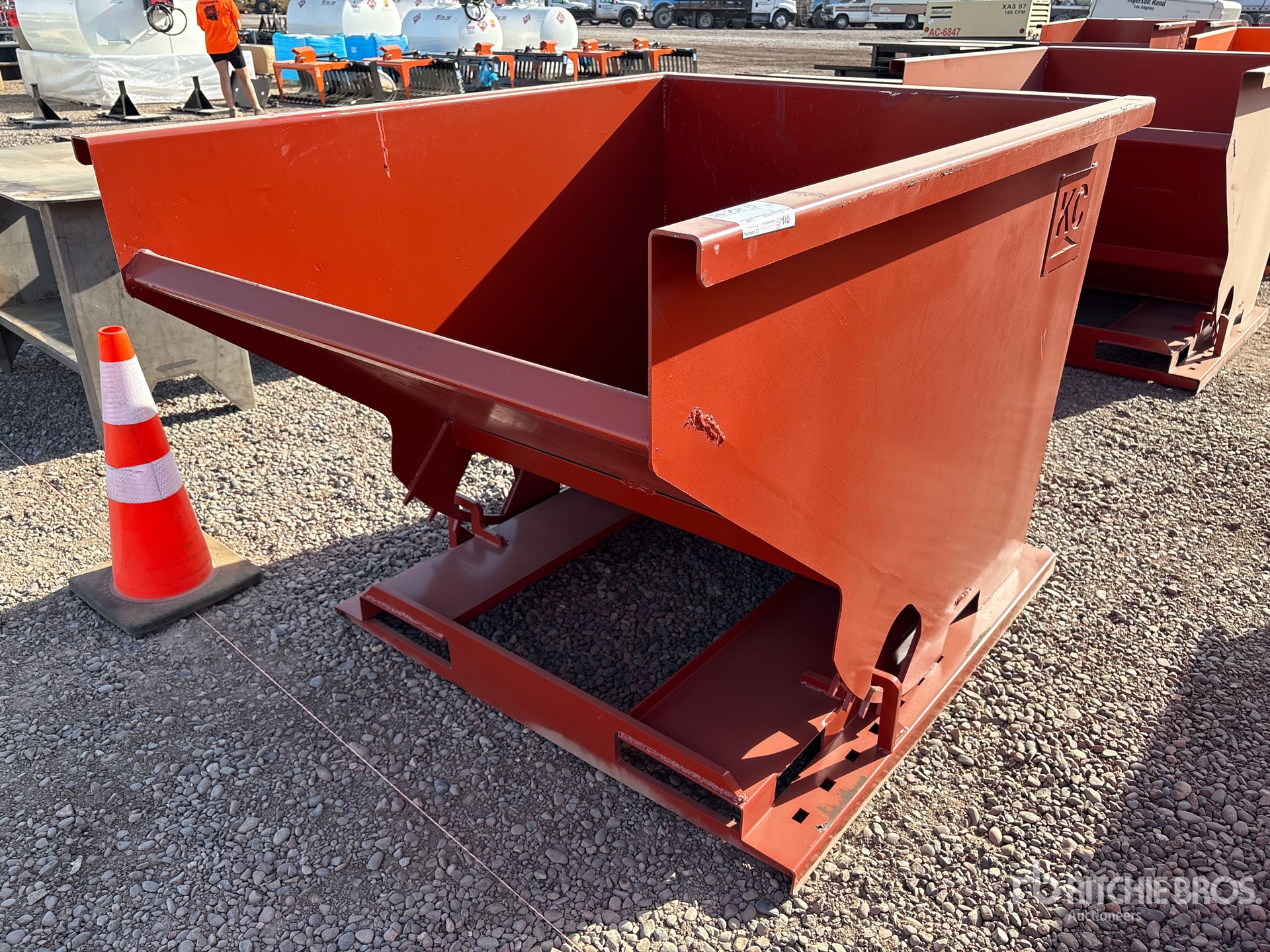 General Appearance with Picture, Left Front Corner