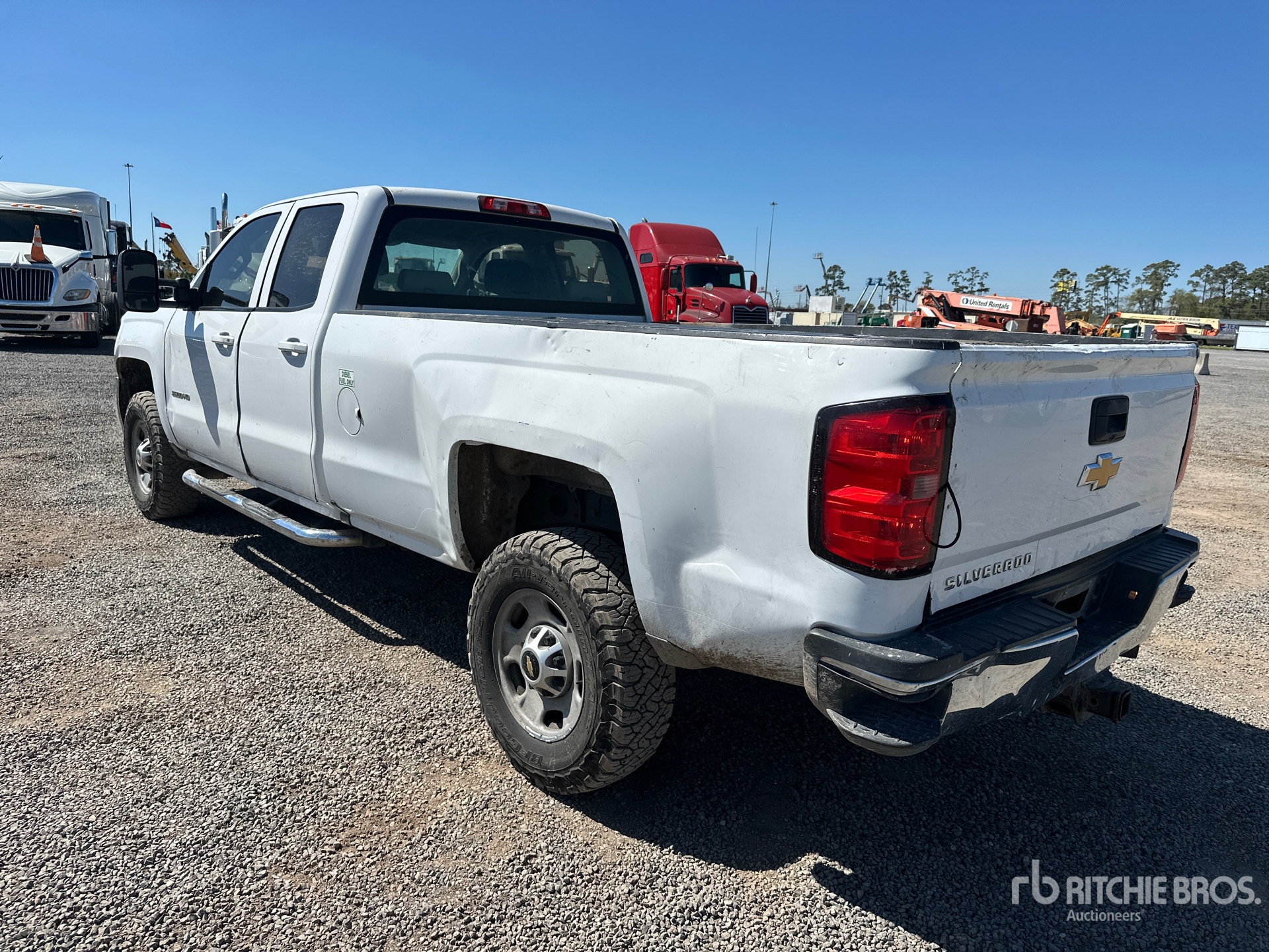 General Appearance with Bild, Ecke hinten links