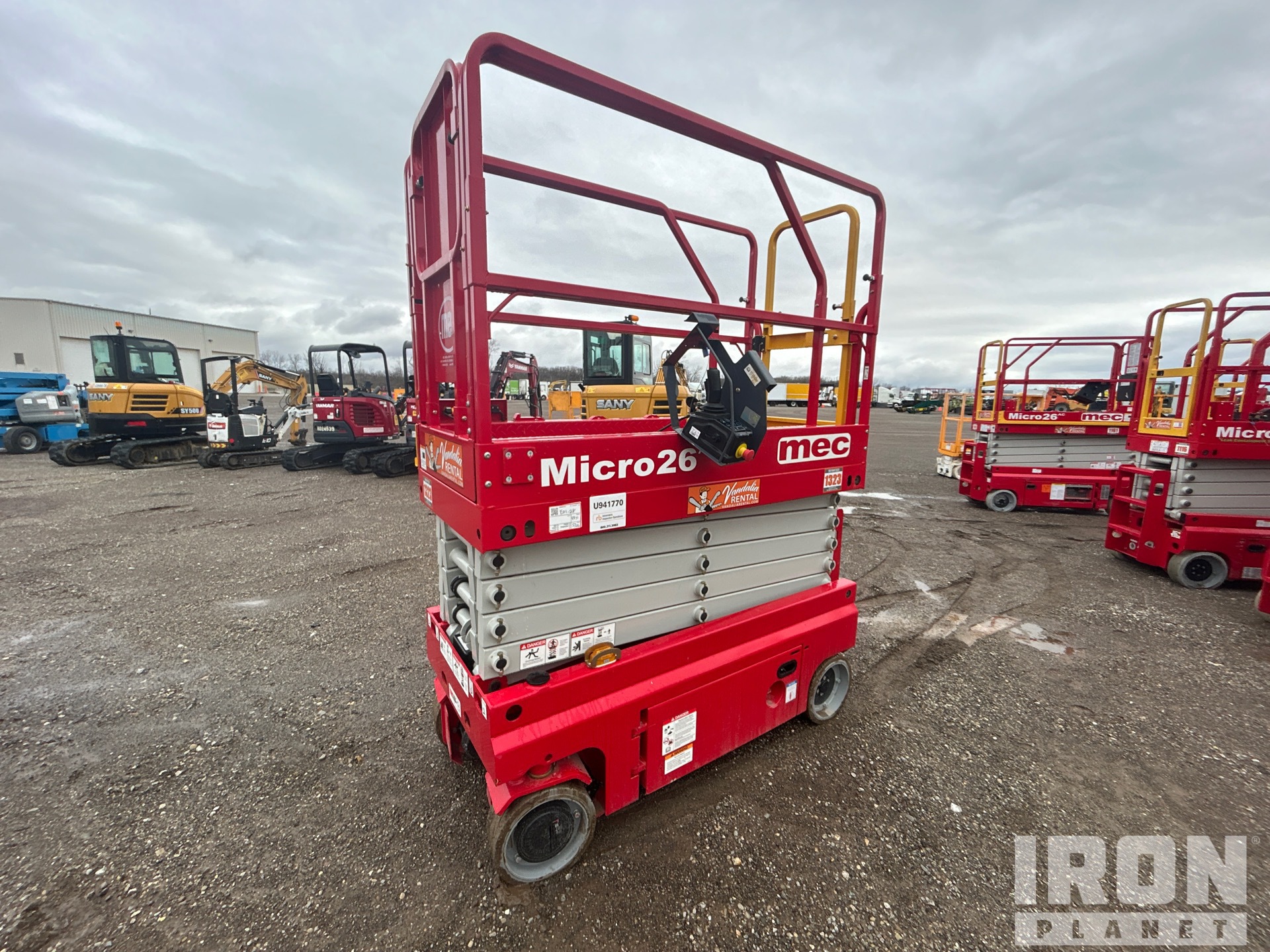 General Appearance with Picture, Left Front Corner