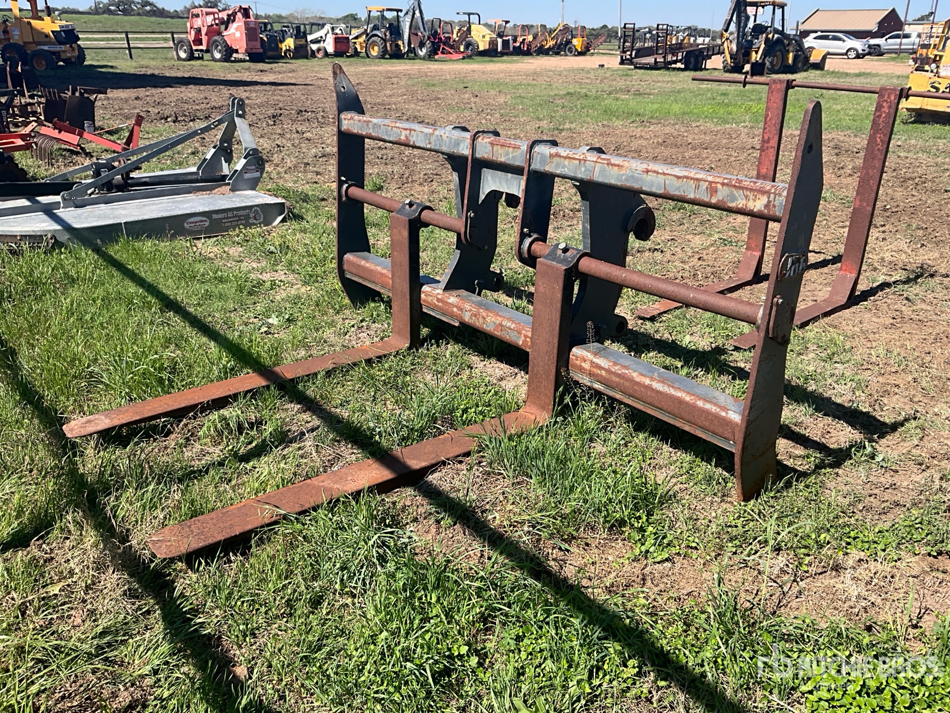 General Appearance with Bild, Ecke vorne links