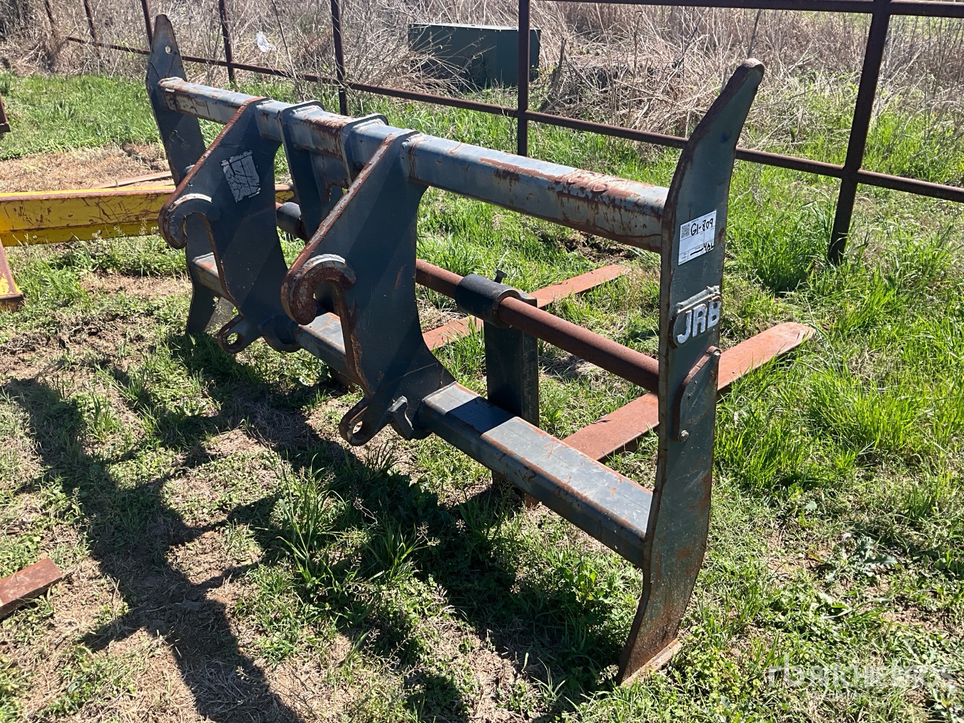 General Appearance with Bild, Ecke hinten rechts