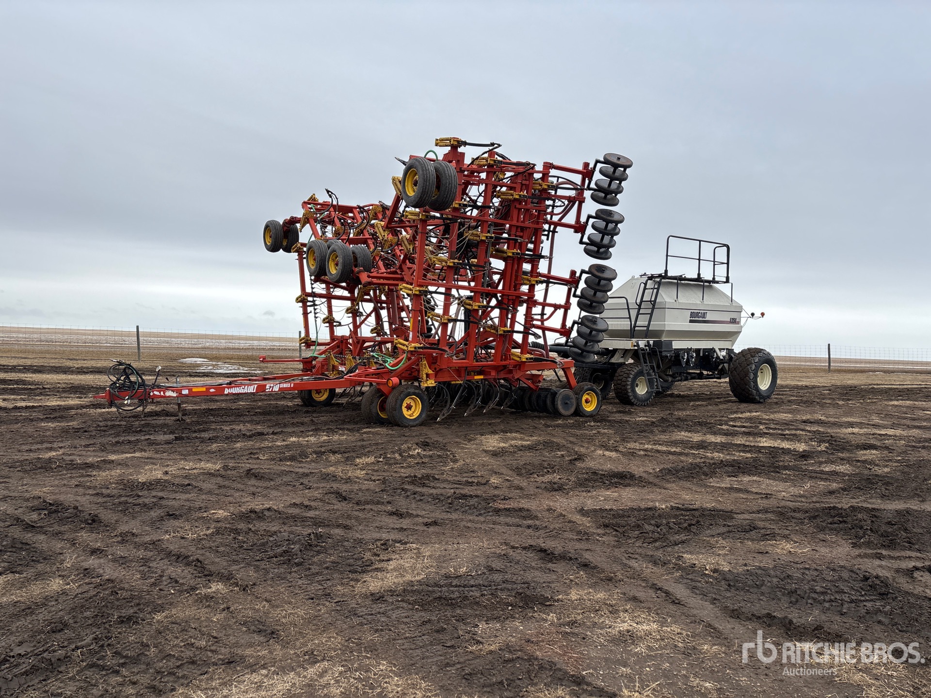 General Appearance with Bild, Ecke vorne links