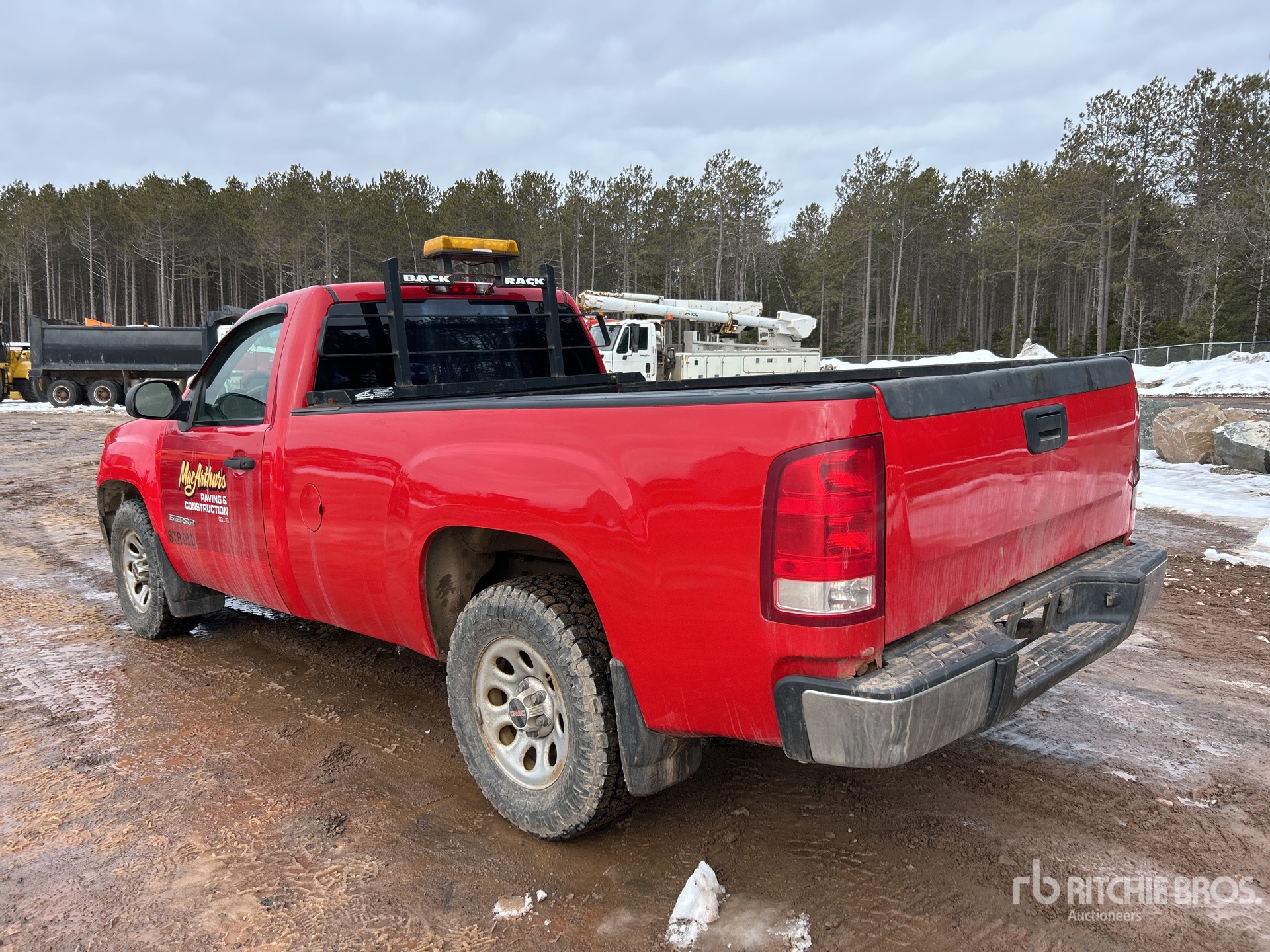 General Appearance with Picture, Left Rear Corner