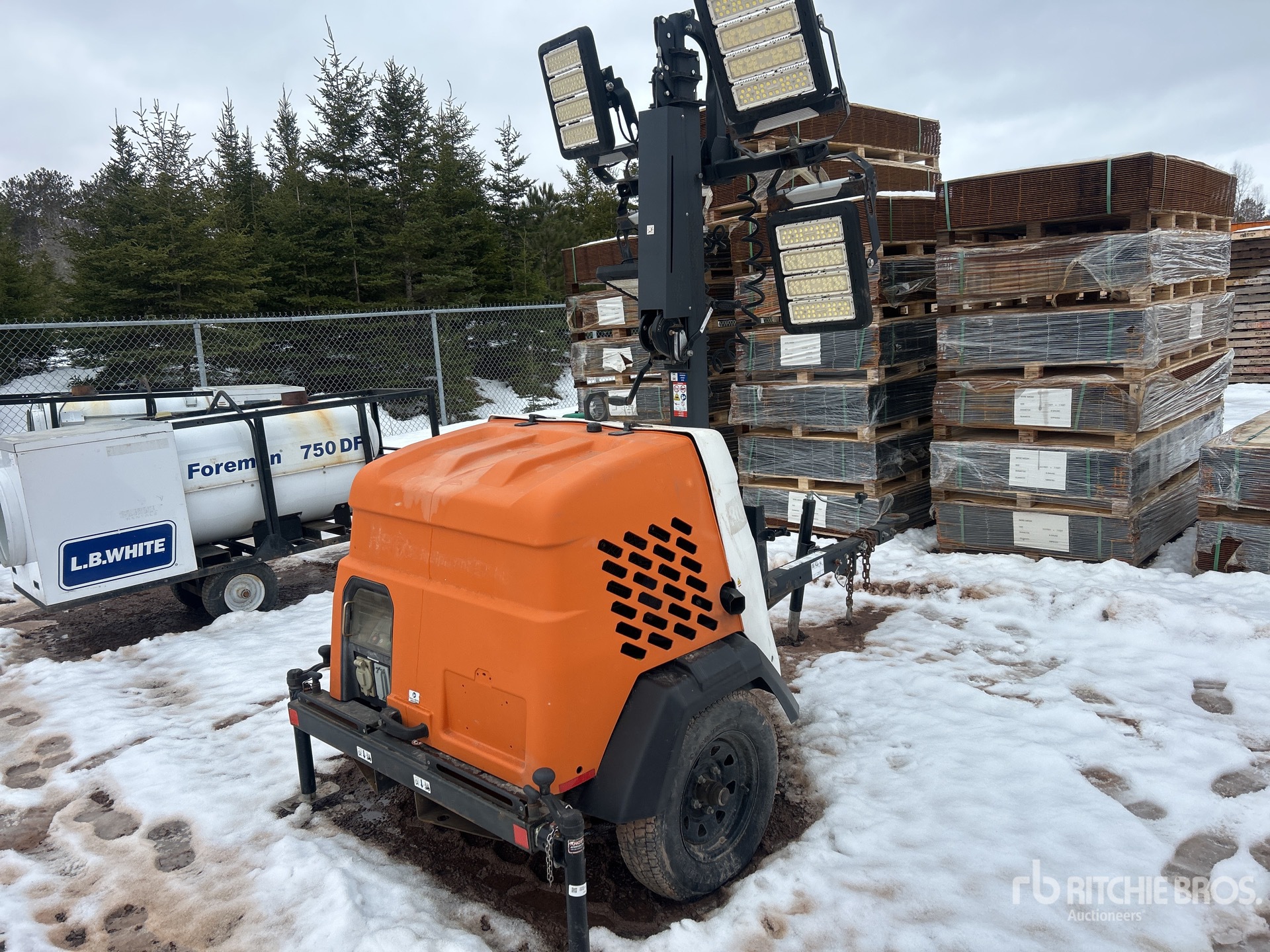 General Appearance with Bild, Ecke hinten rechts