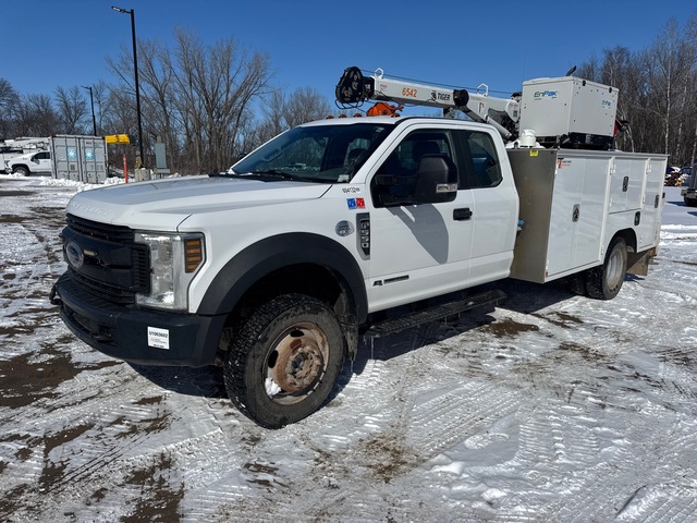 2019 Ford F-550 XL 4x4 Extended Cab Service Truck