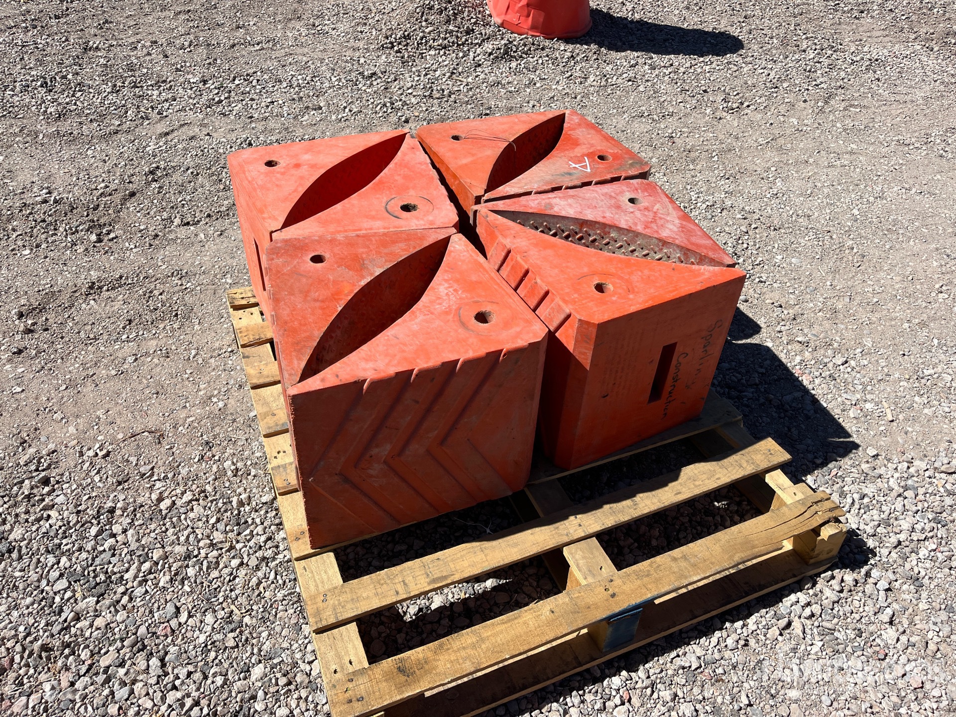 General Appearance with Imagen: esquina trasera derecha