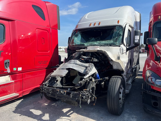 2026 Freightliner Cascadia 126 6x4 T/A Sleeper Truck Tractor (Inoperable)
