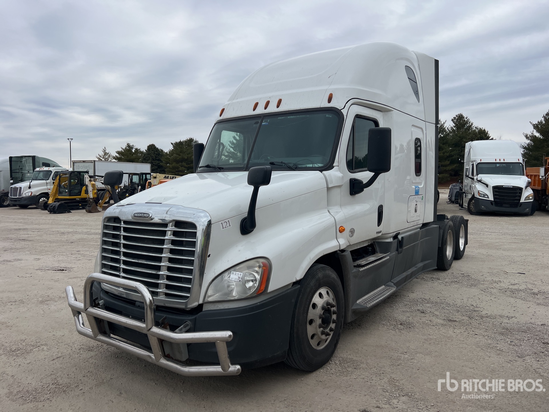 General Appearance with Picture, Left Front Corner