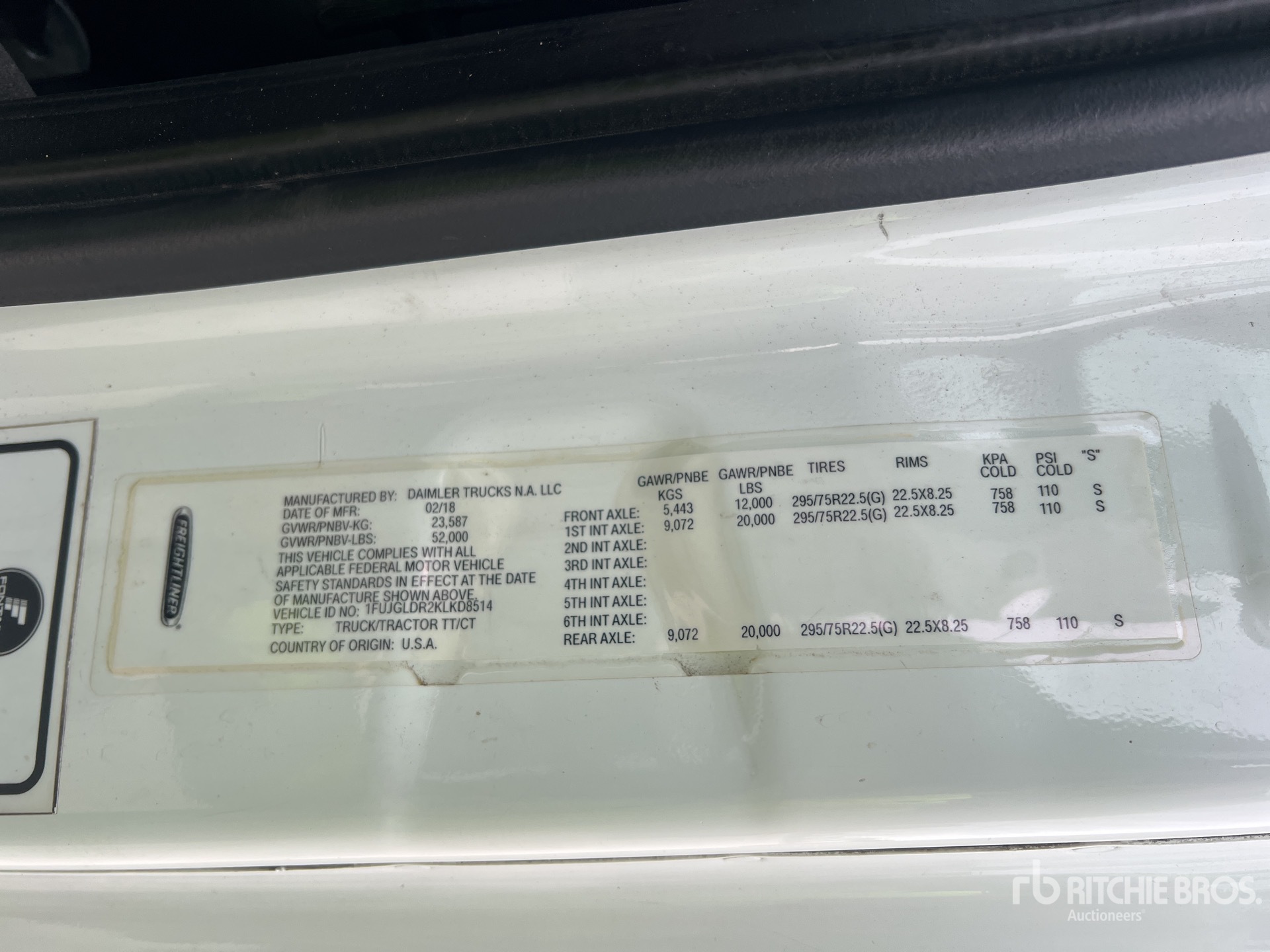 General Appearance with Serial Number / VIN