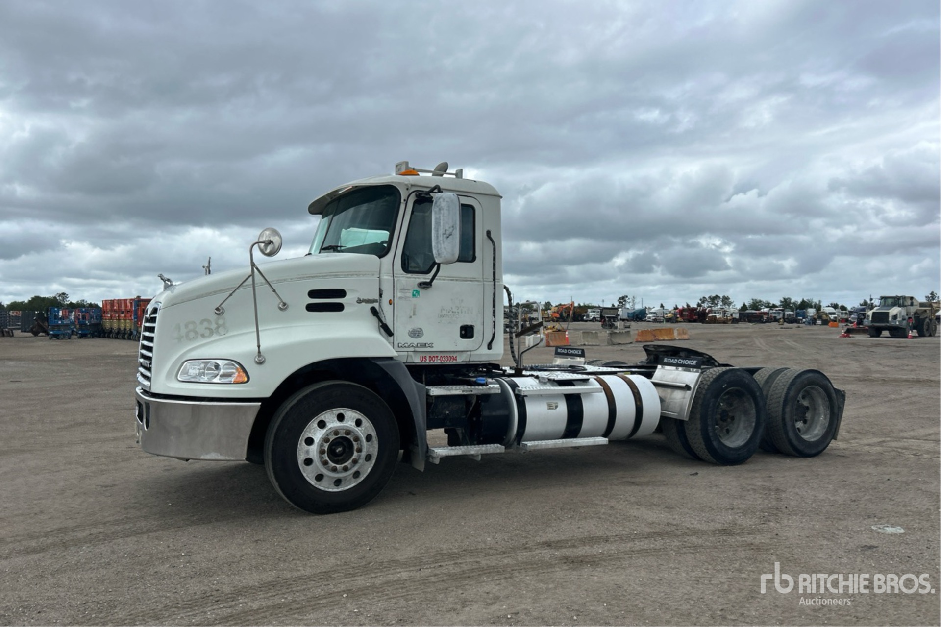 General Appearance with Picture, Left Front Corner