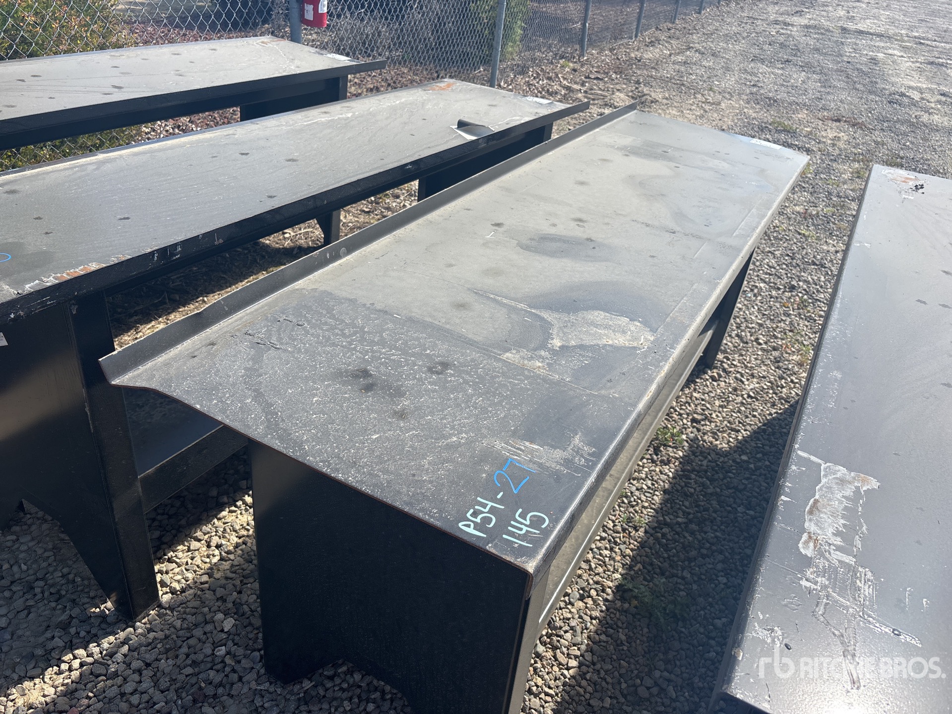 General Appearance with Foto, angolo anteriore sinistro