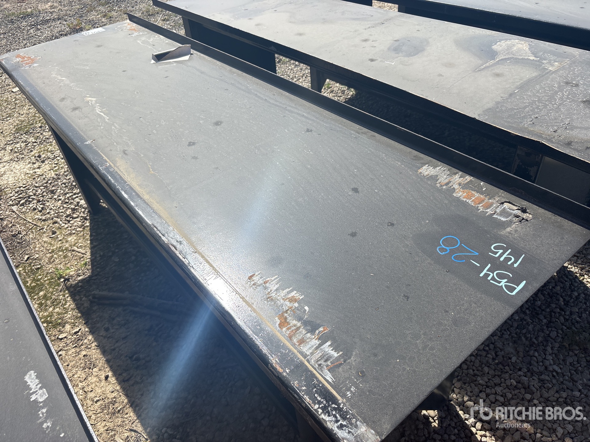 General Appearance with Foto, angolo anteriore destro