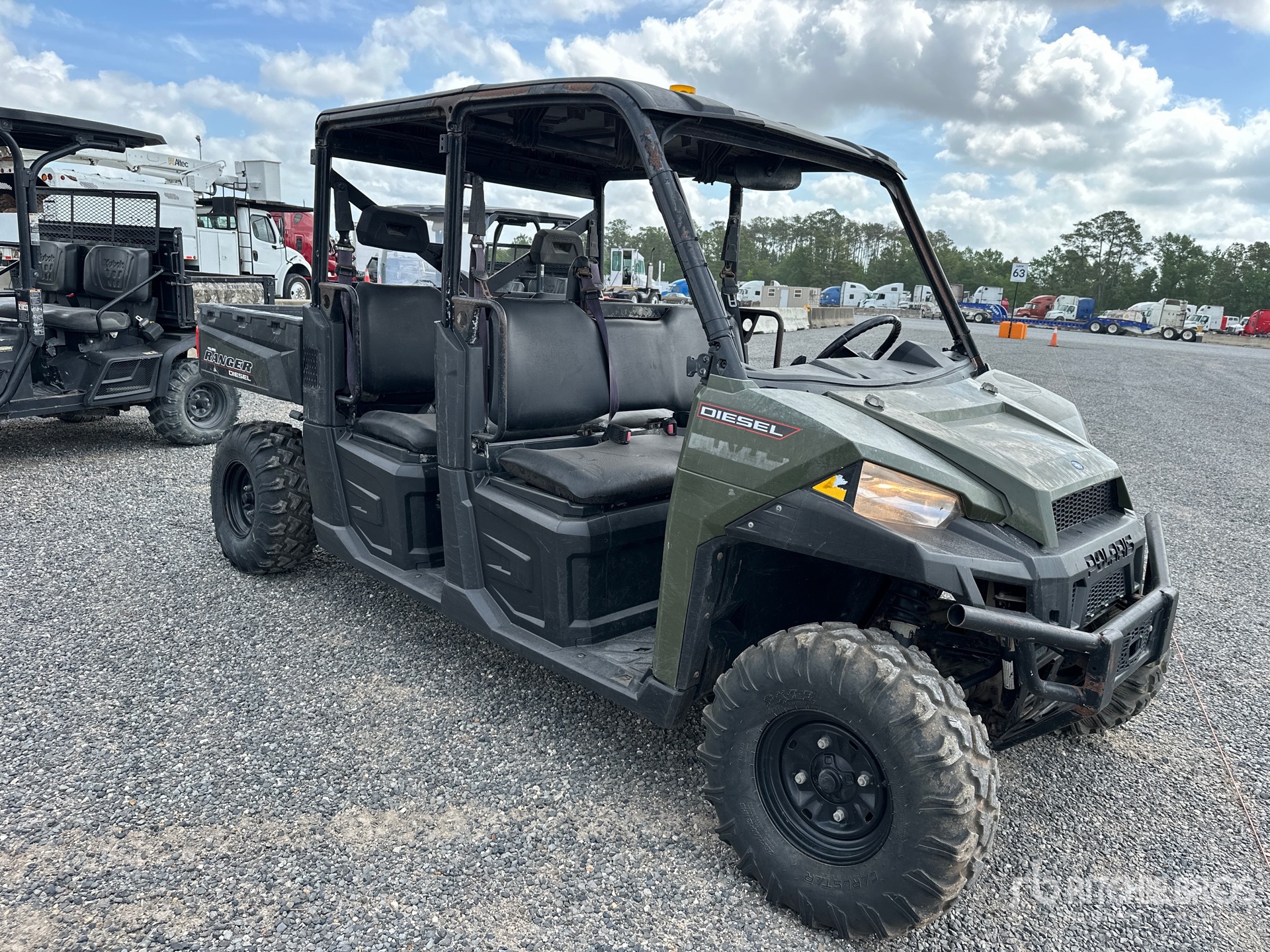 General Appearance with Picture, Right Front Corner