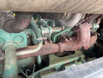 Engine with Exhaust System