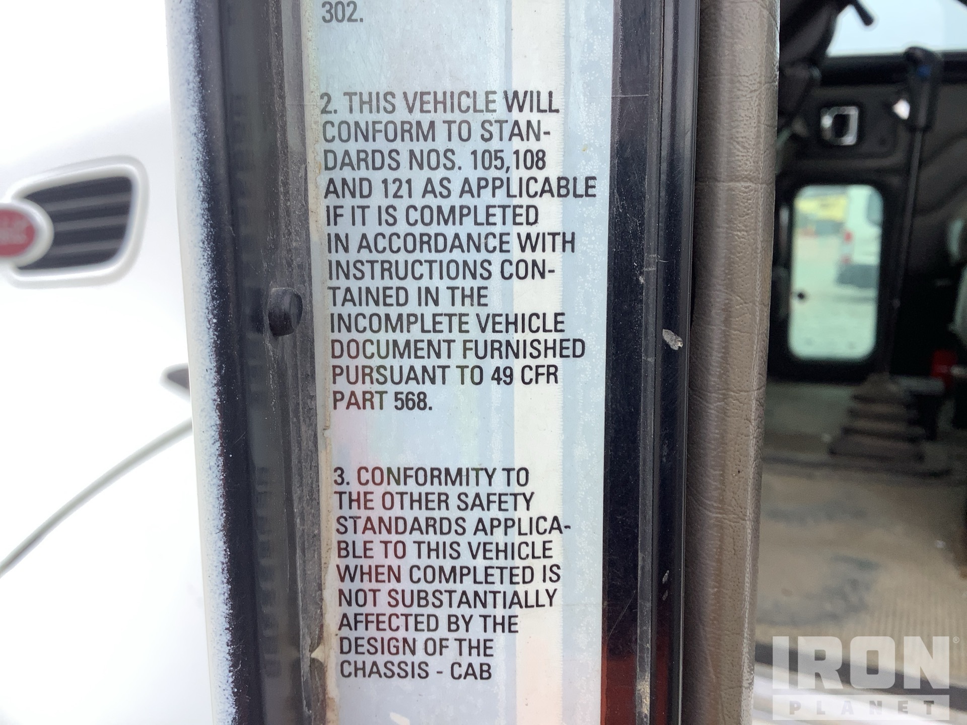 2005 Peterbilt 335