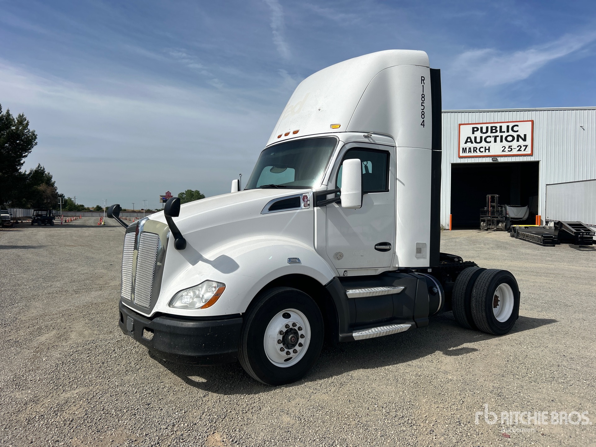 General Appearance with Picture, Left Front Corner