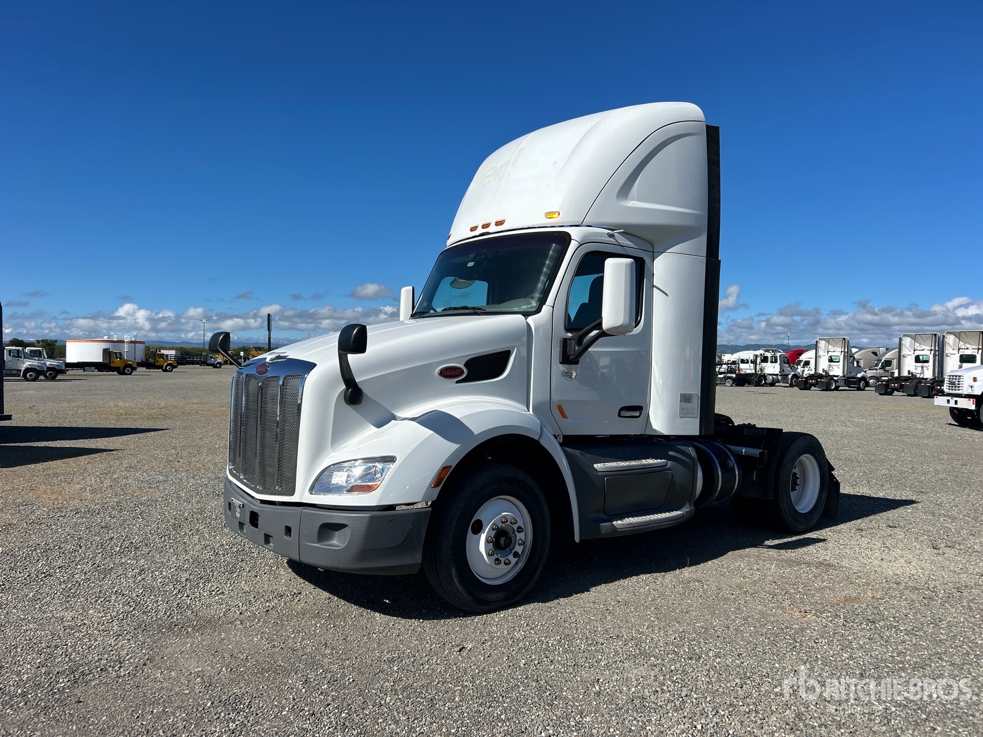 General Appearance with Featured Photo