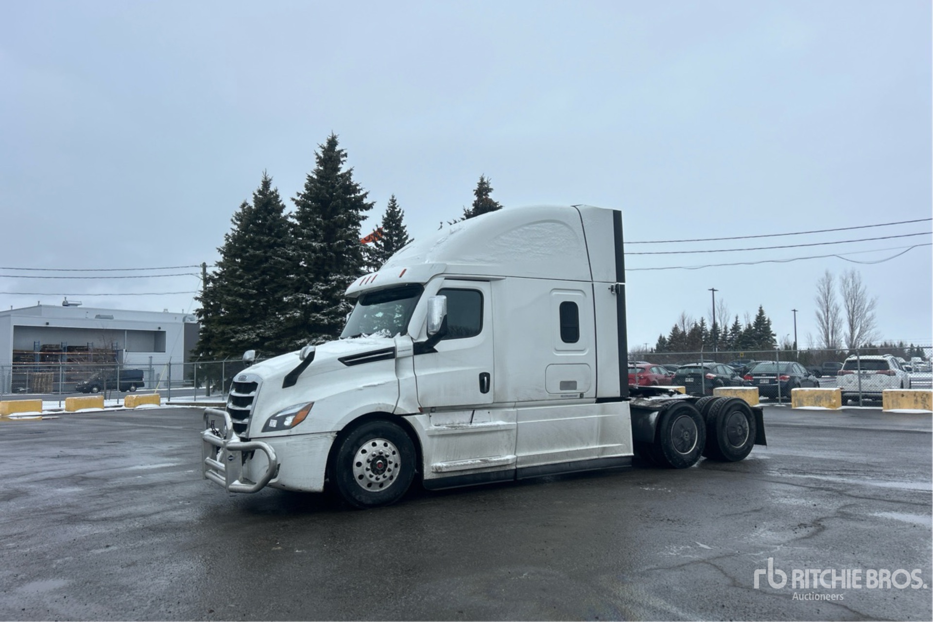 General Appearance with Picture, Left Front Corner