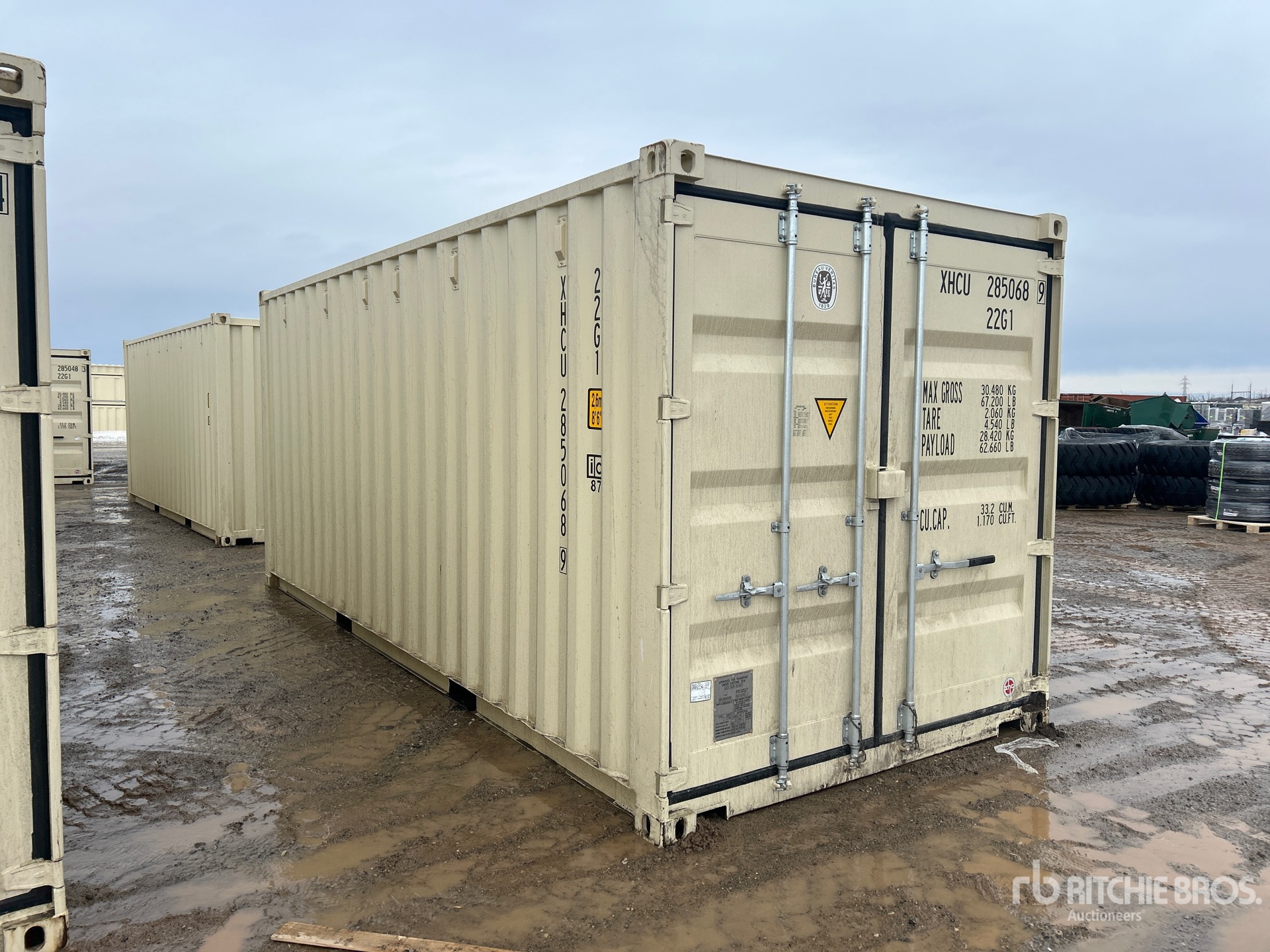 General Appearance with Picture, Right Front Corner