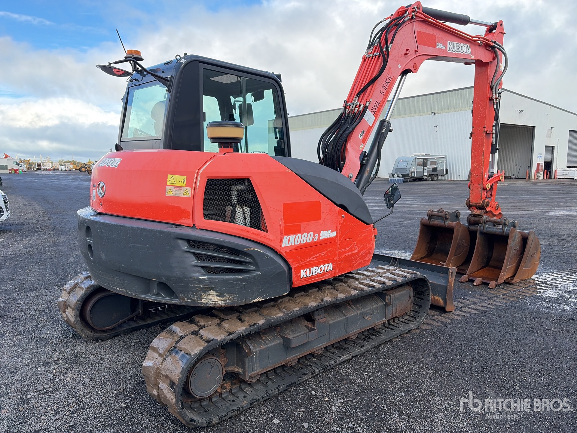 General Appearance with Picture, Right Rear Corner