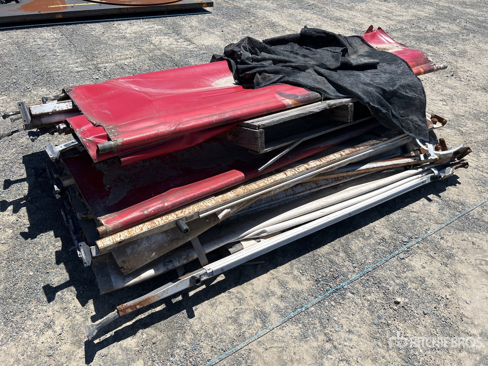 General Appearance with Imagen: esquina trasera izquierda