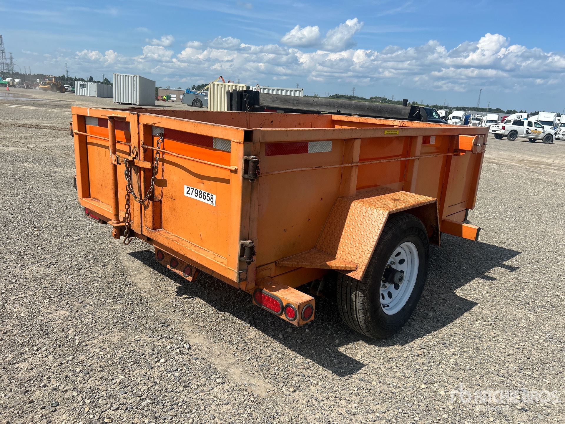 General Appearance with Picture, Right Rear Corner
