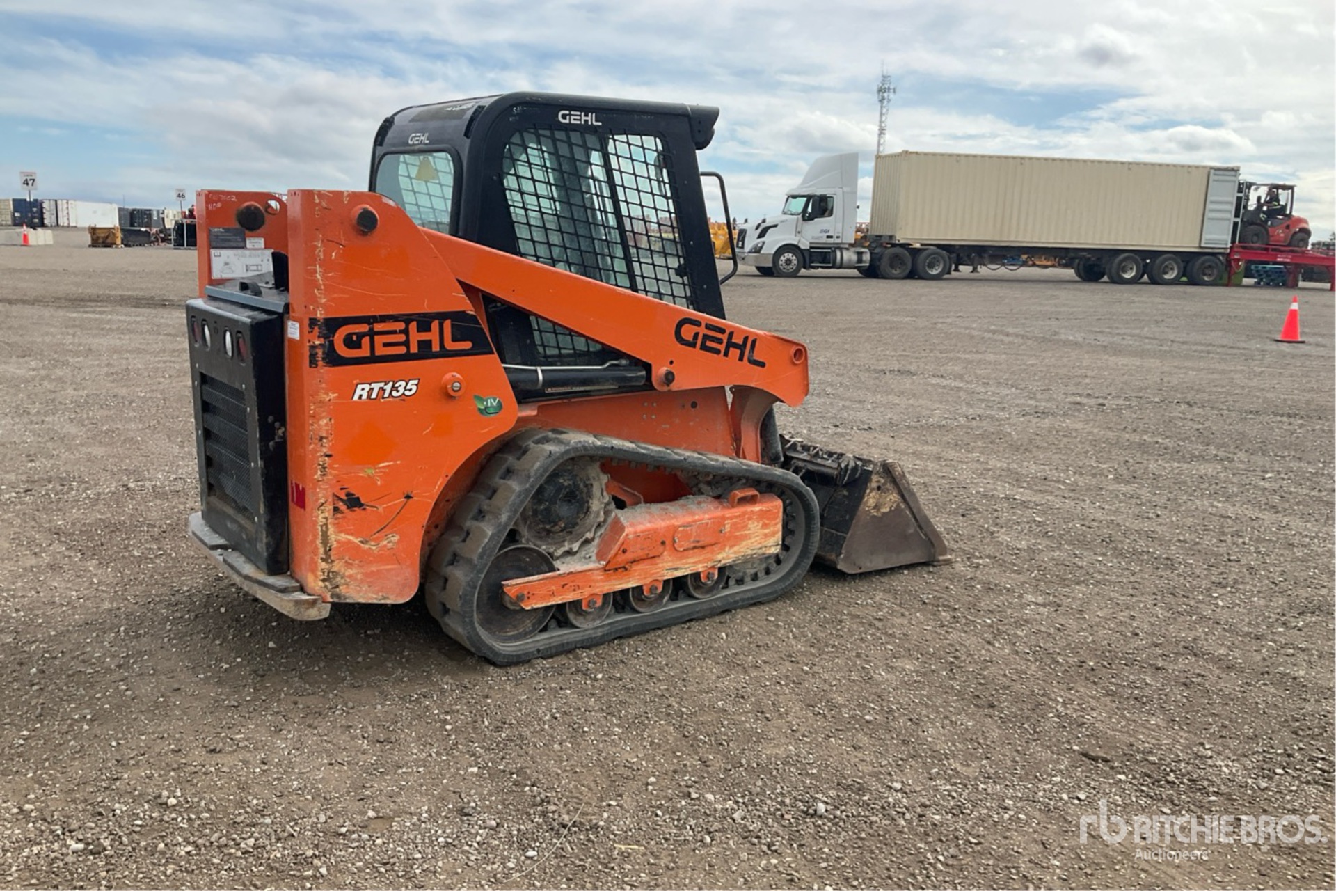 2021 Gehl RT135