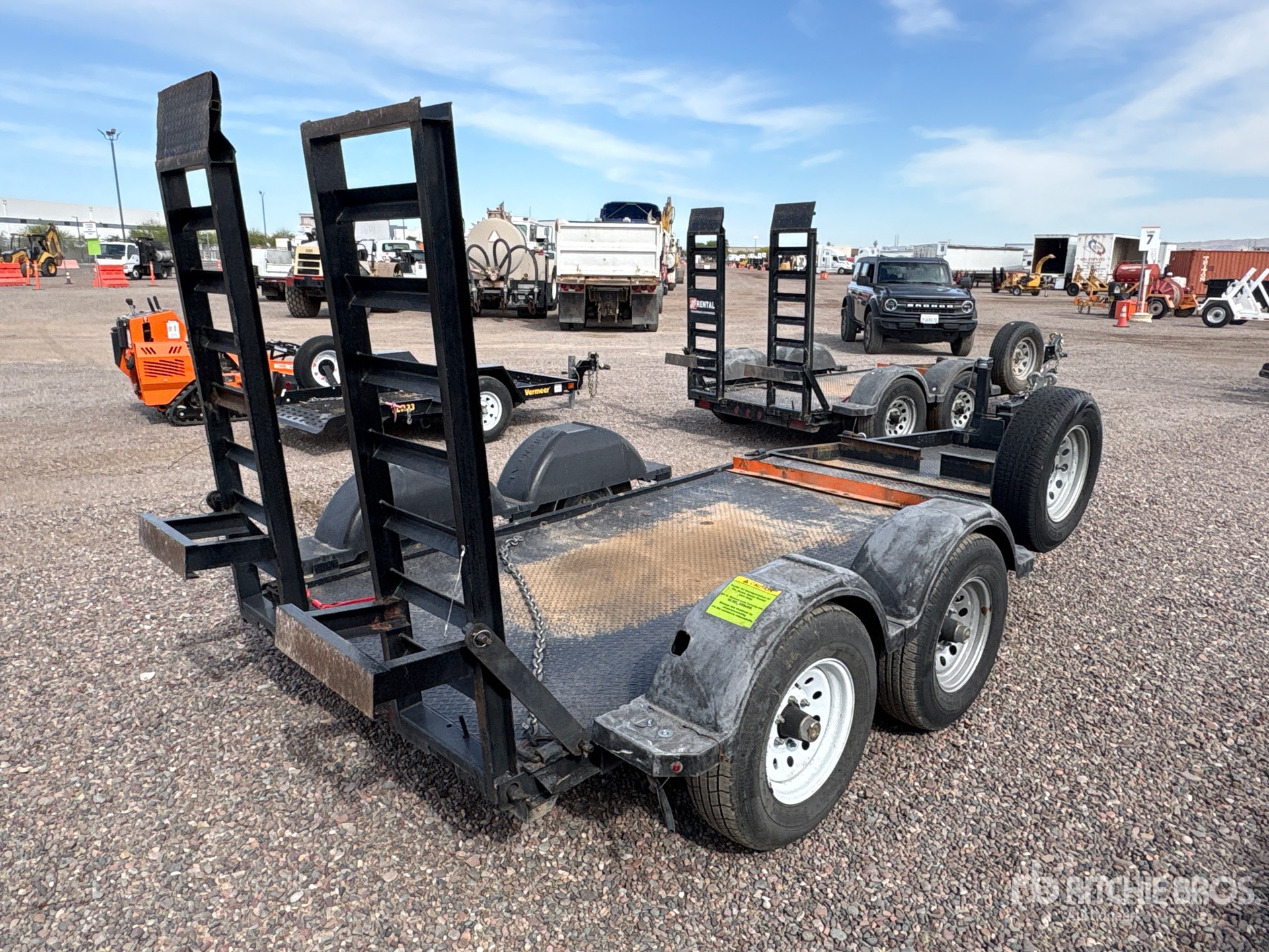 General Appearance with Imagen: esquina trasera derecha