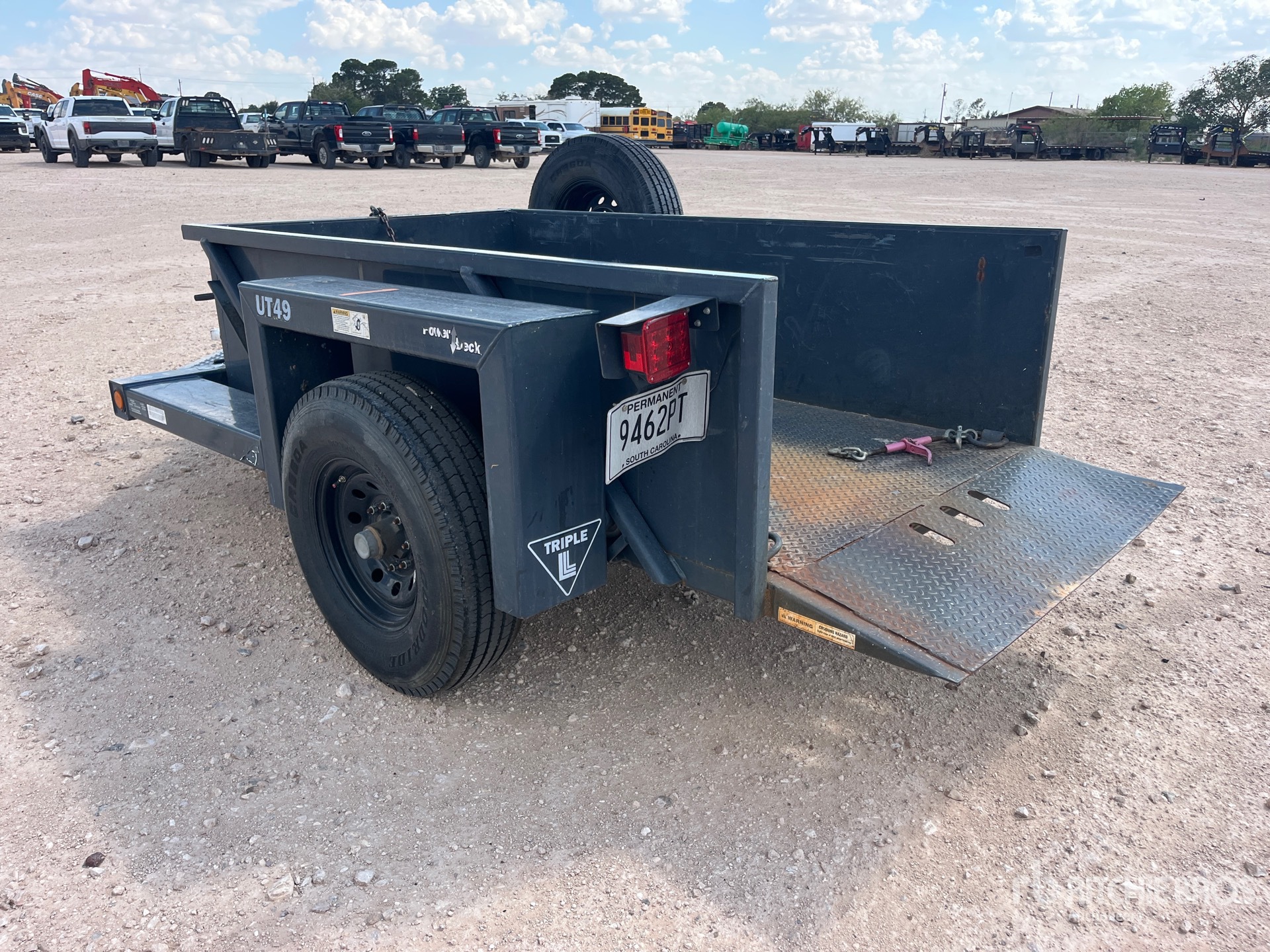 General Appearance with Picture, Left Rear Corner