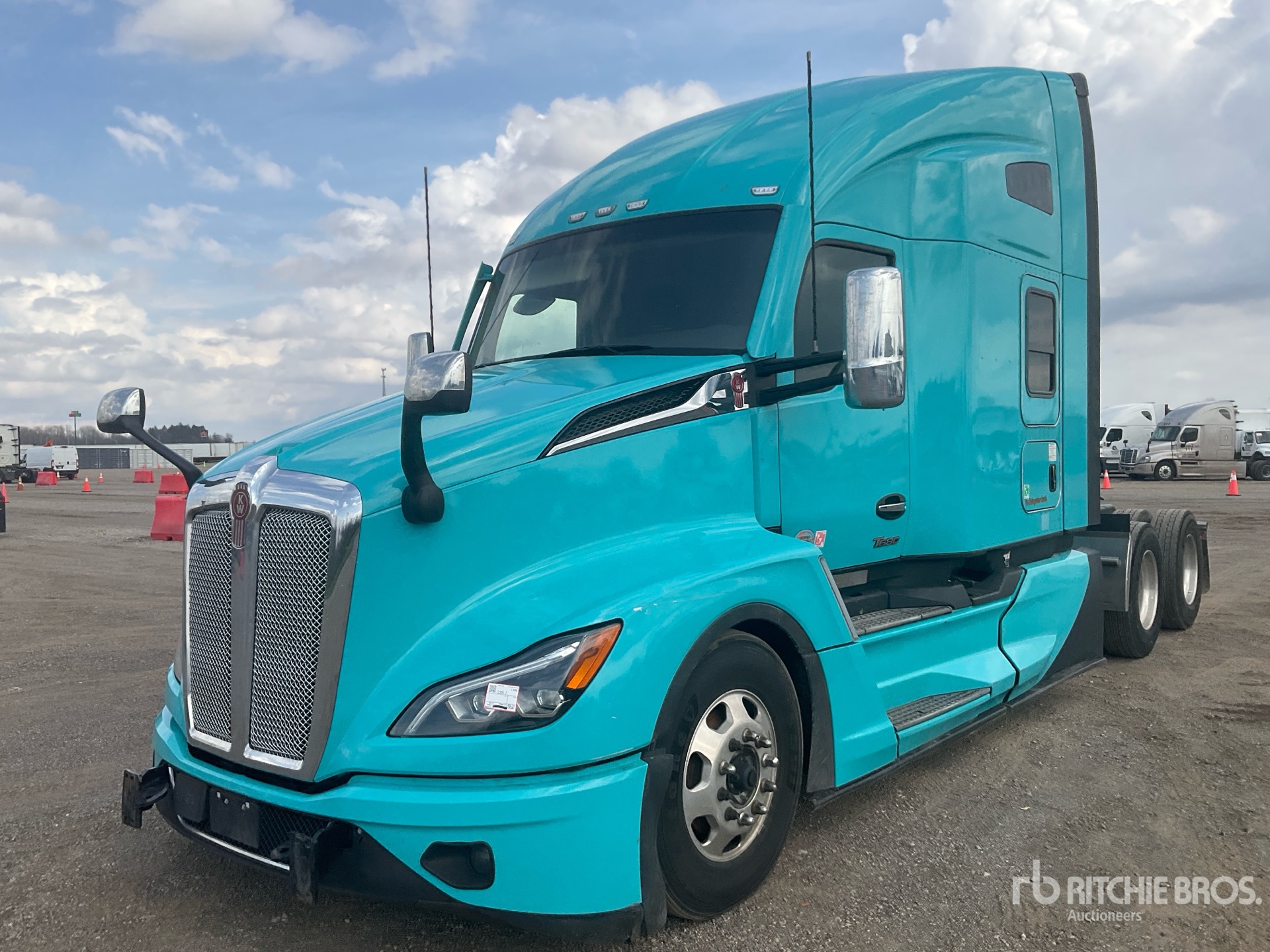 General Appearance with Picture, Left Front Corner