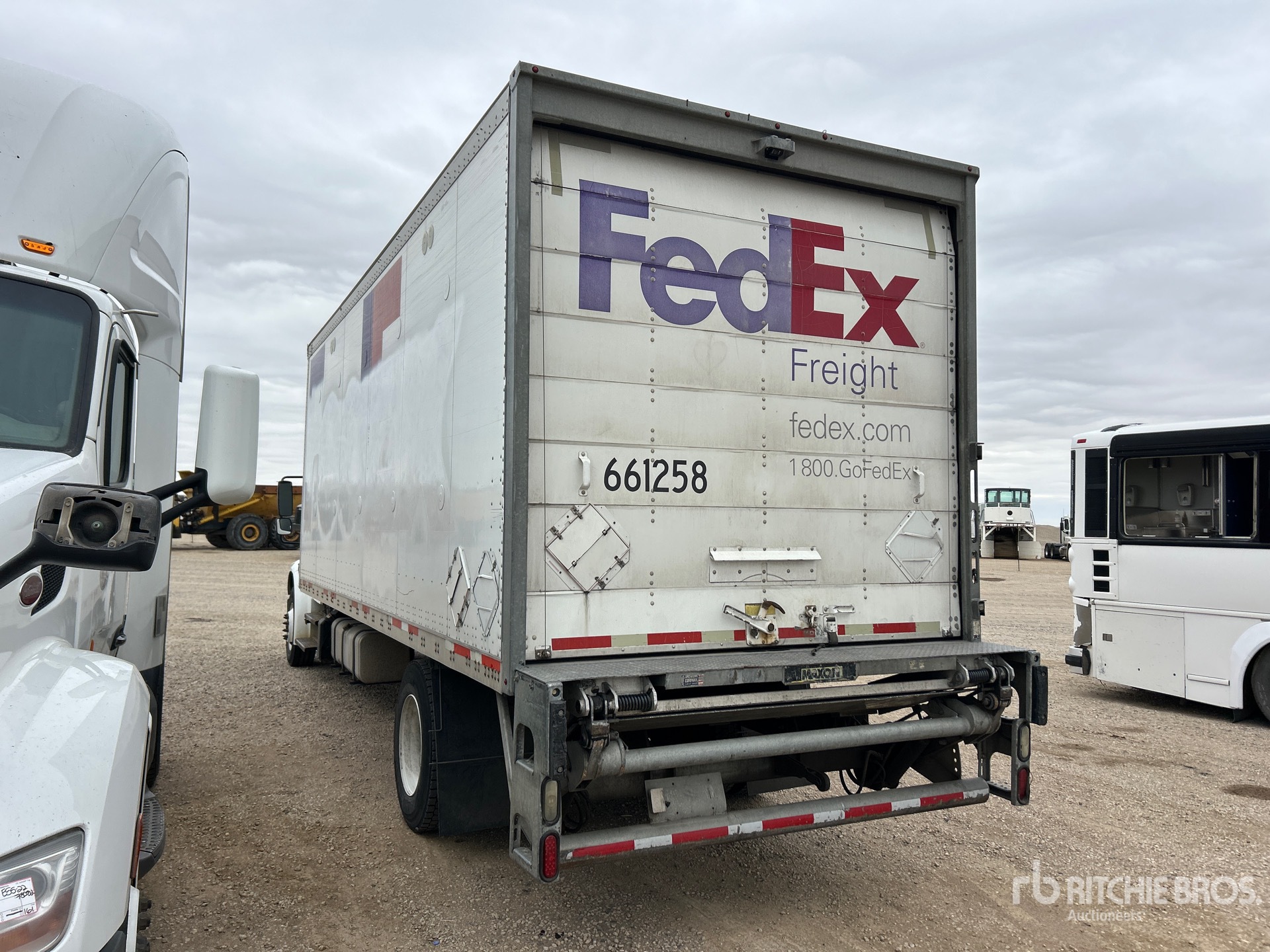 General Appearance with Imagen: esquina trasera izquierda