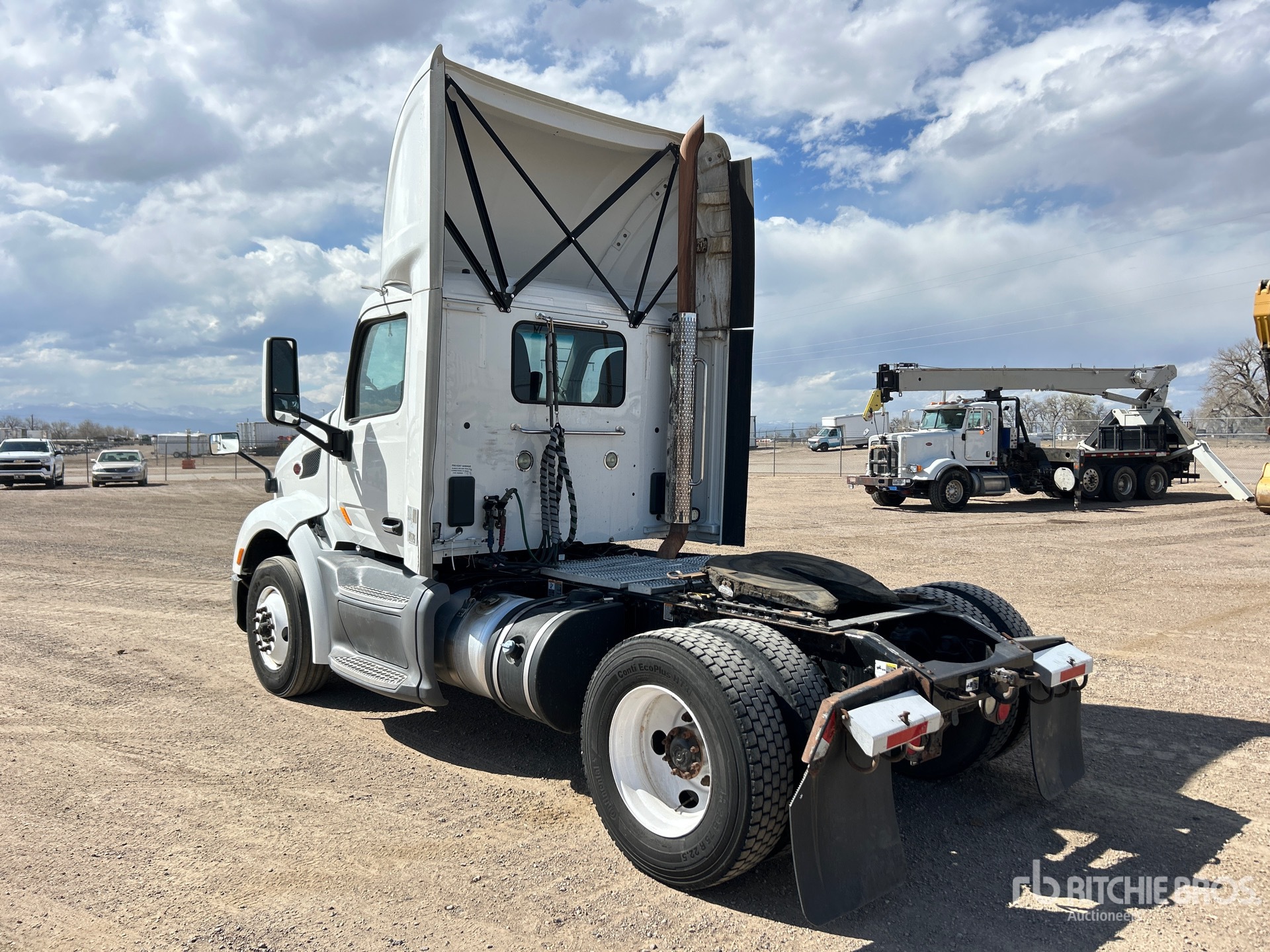 General Appearance with Imagen: esquina trasera izquierda