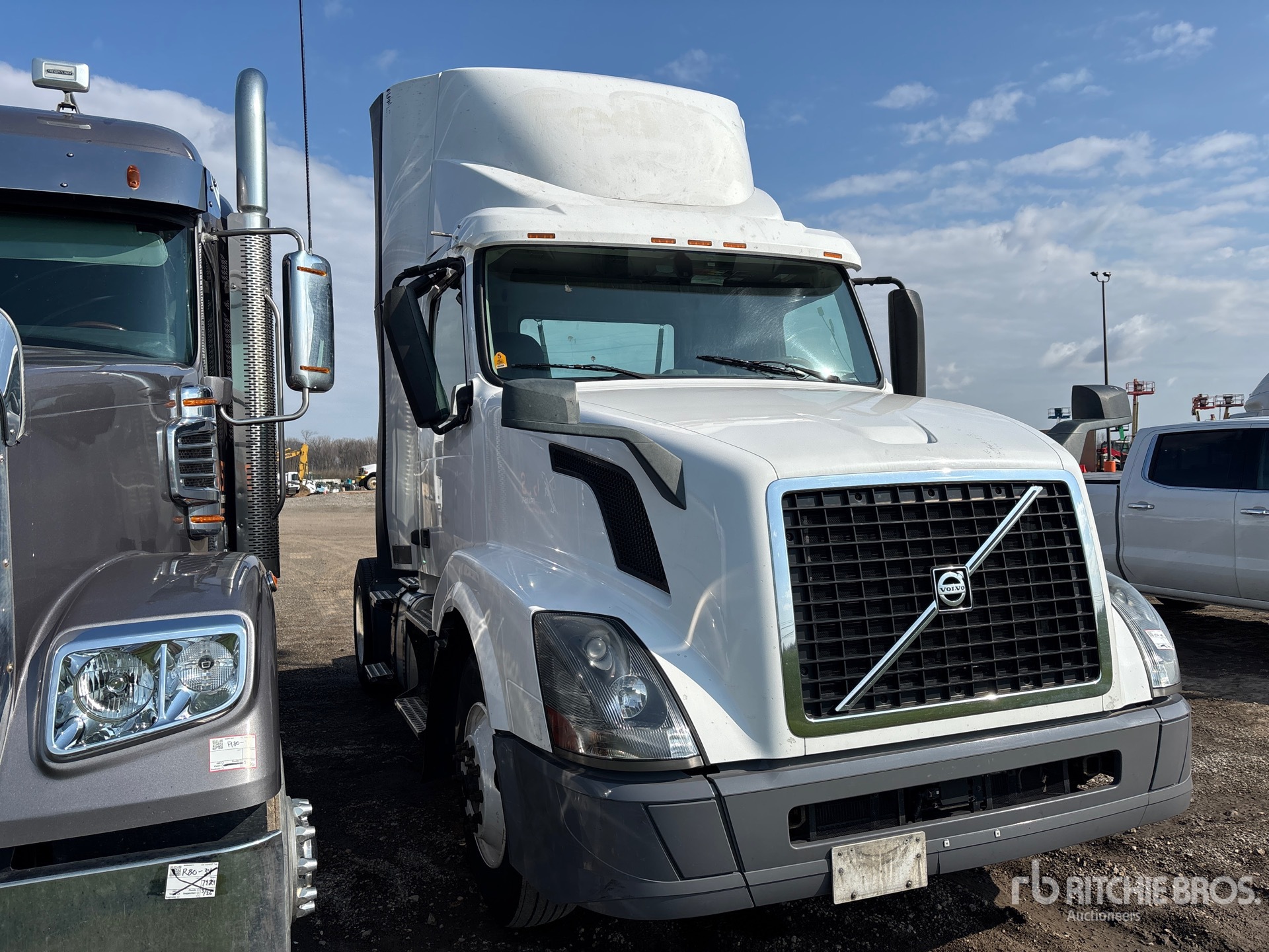 Aspect général with Image, coin avant droit