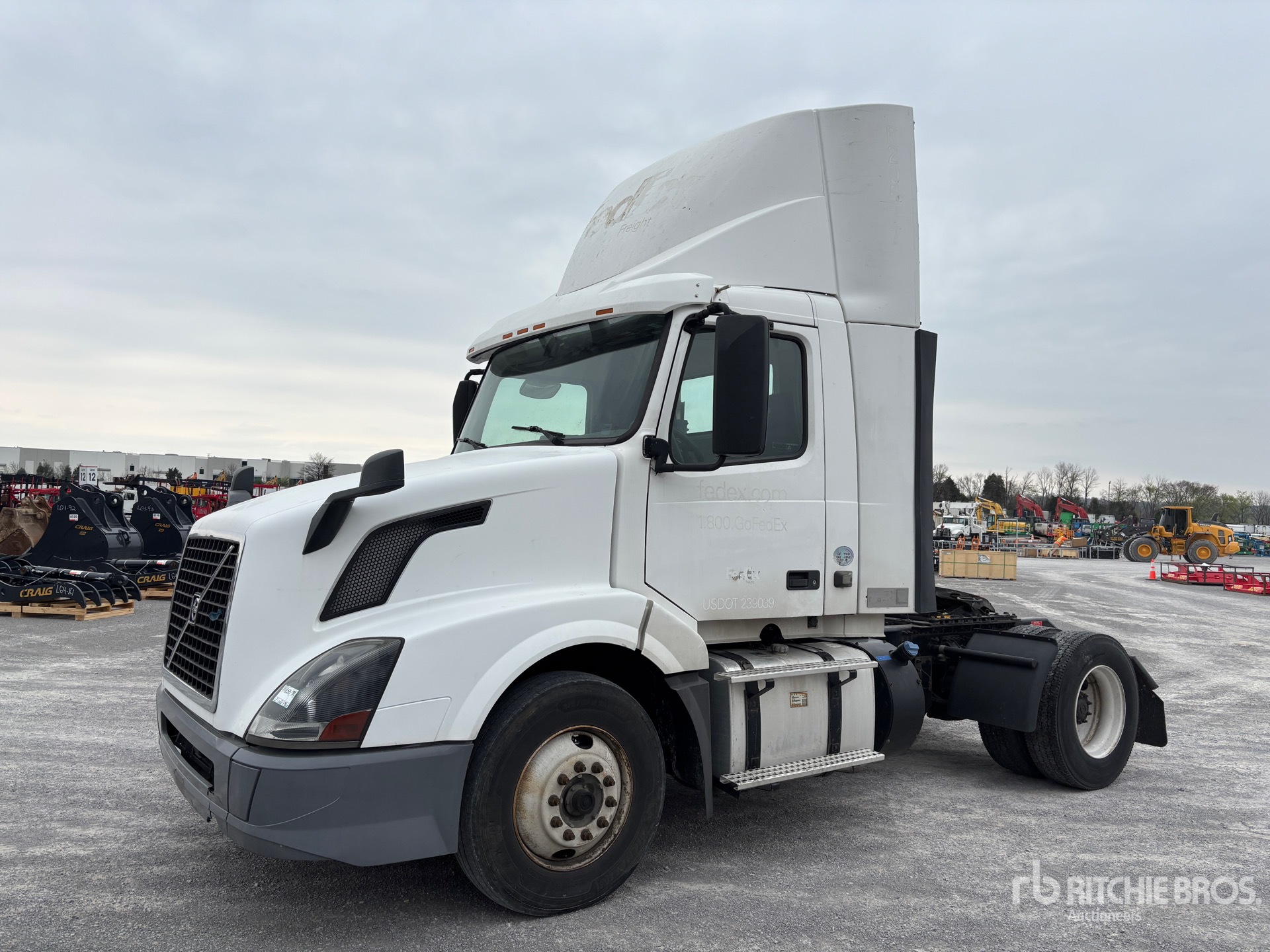 General Appearance with Picture, Left Front Corner