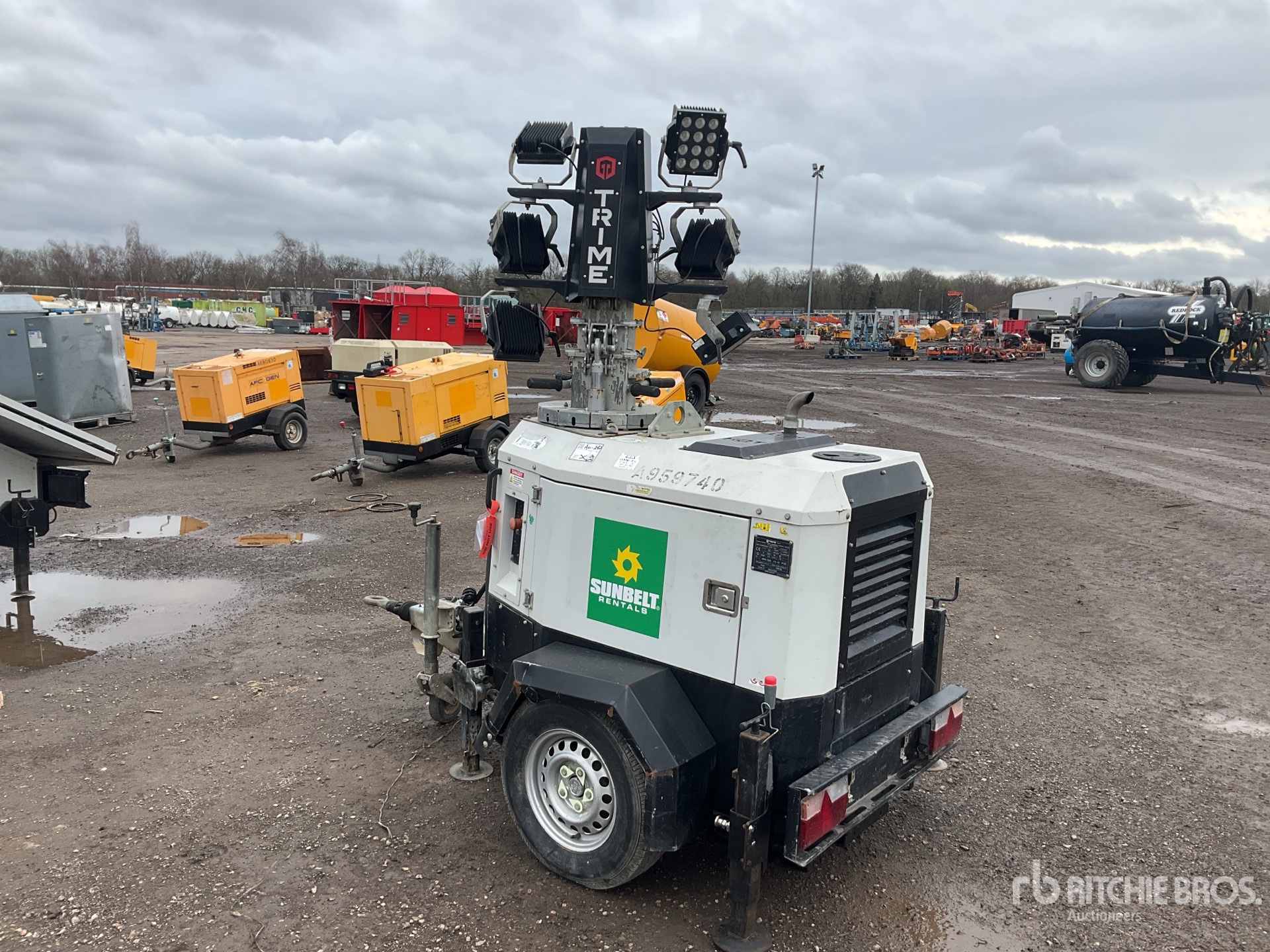 General Appearance with Picture, Left Rear Corner