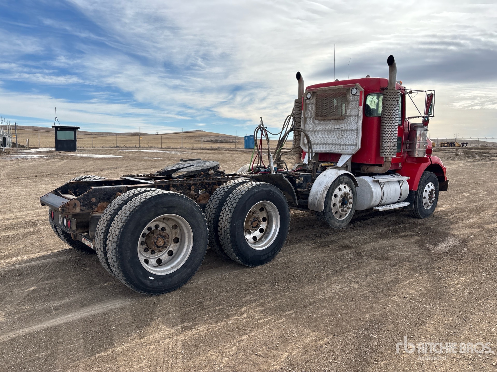 General Appearance with Foto, angolo anteriore sinistro