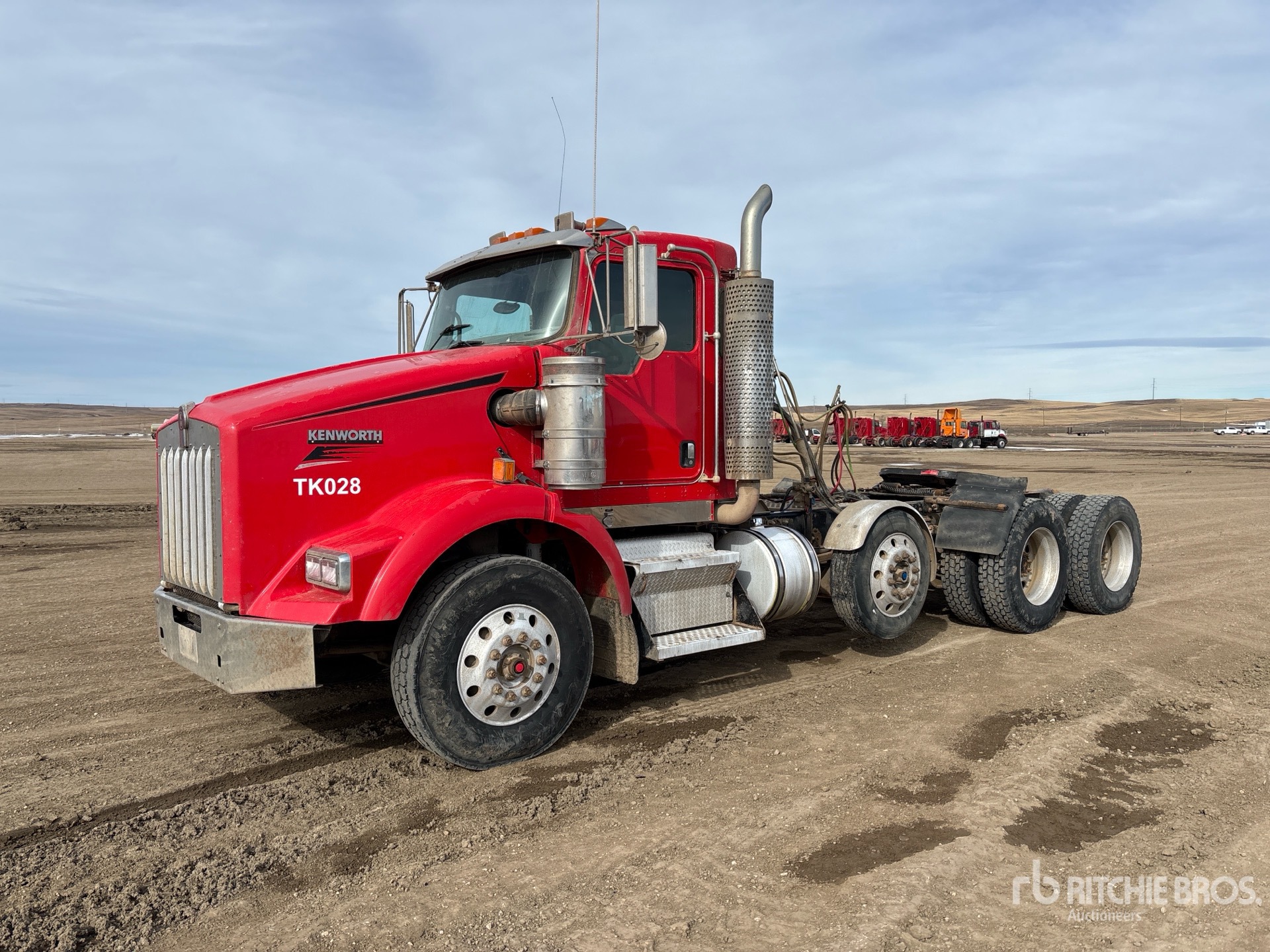 General Appearance with Foto, angolo anteriore sinistro