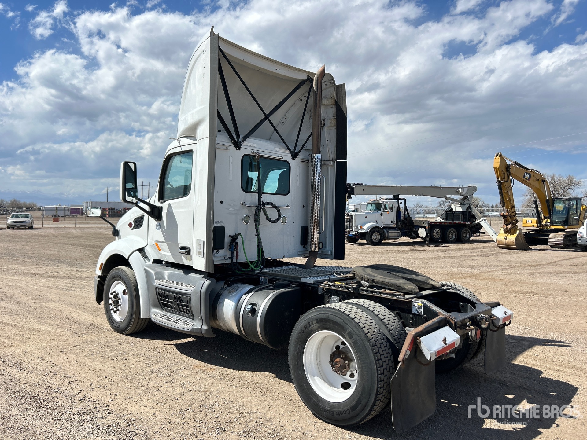 General Appearance with Imagen: esquina trasera izquierda