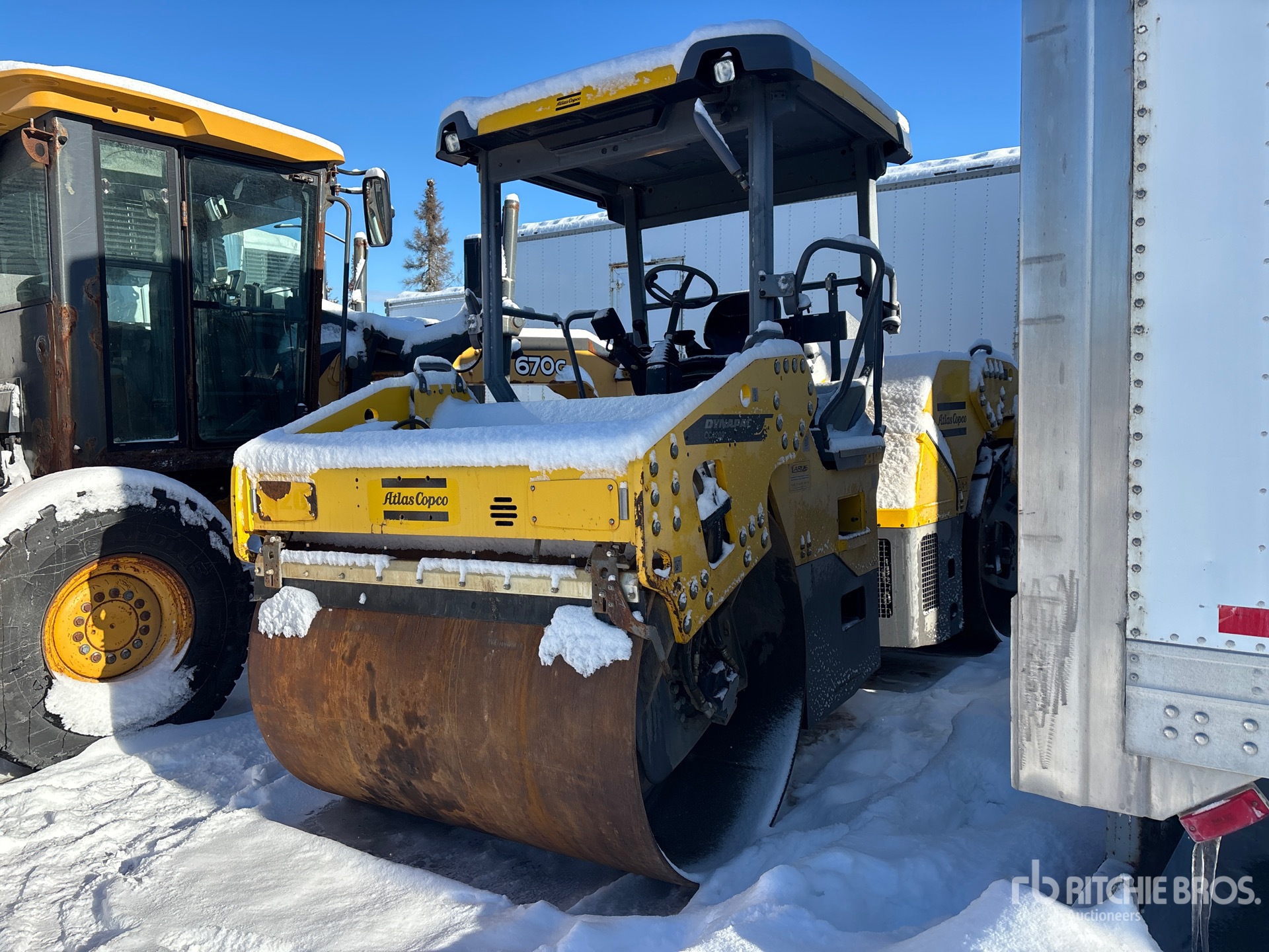 2016 Dynapac CC4200