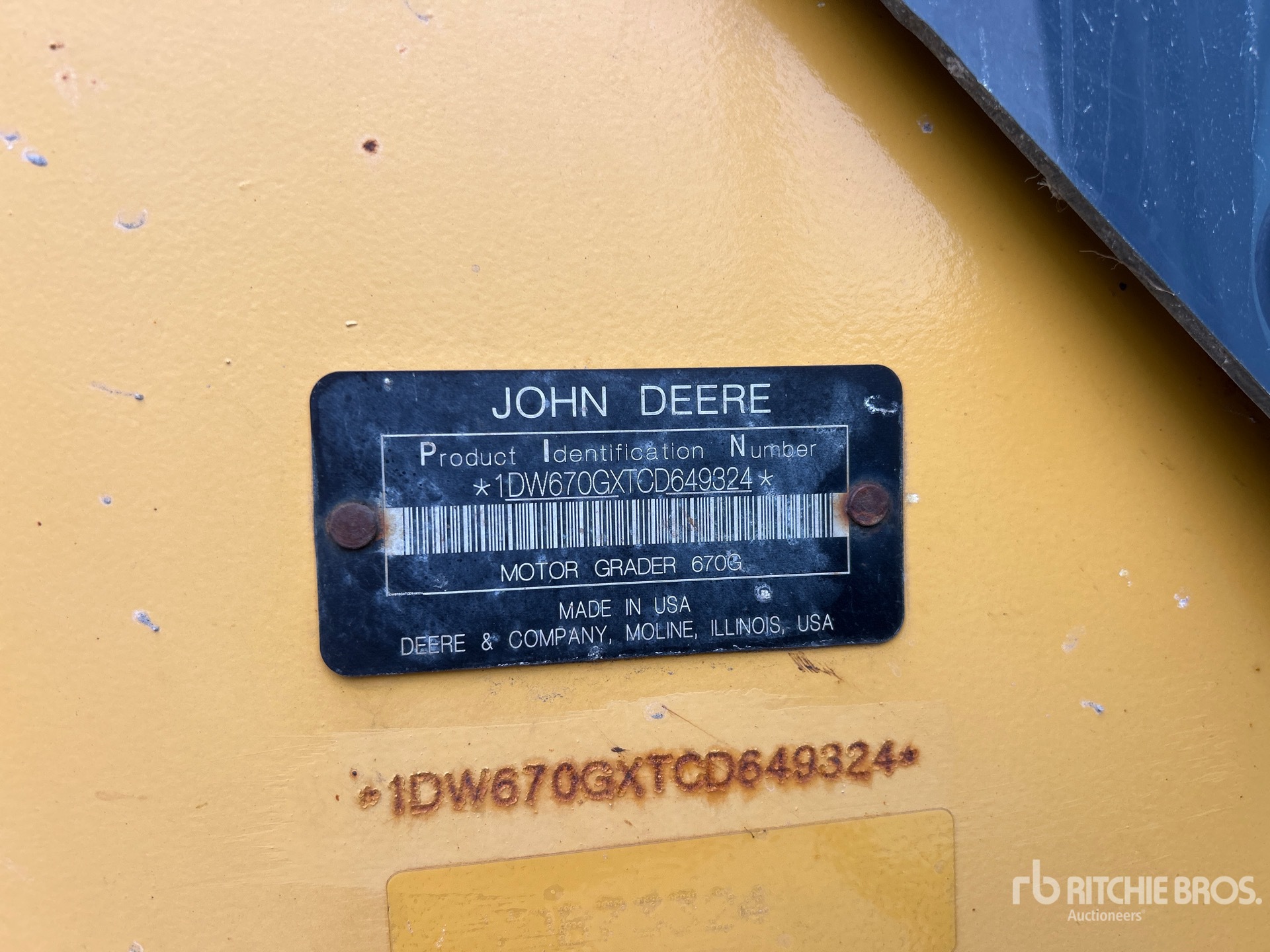 2013 John Deere 670G
