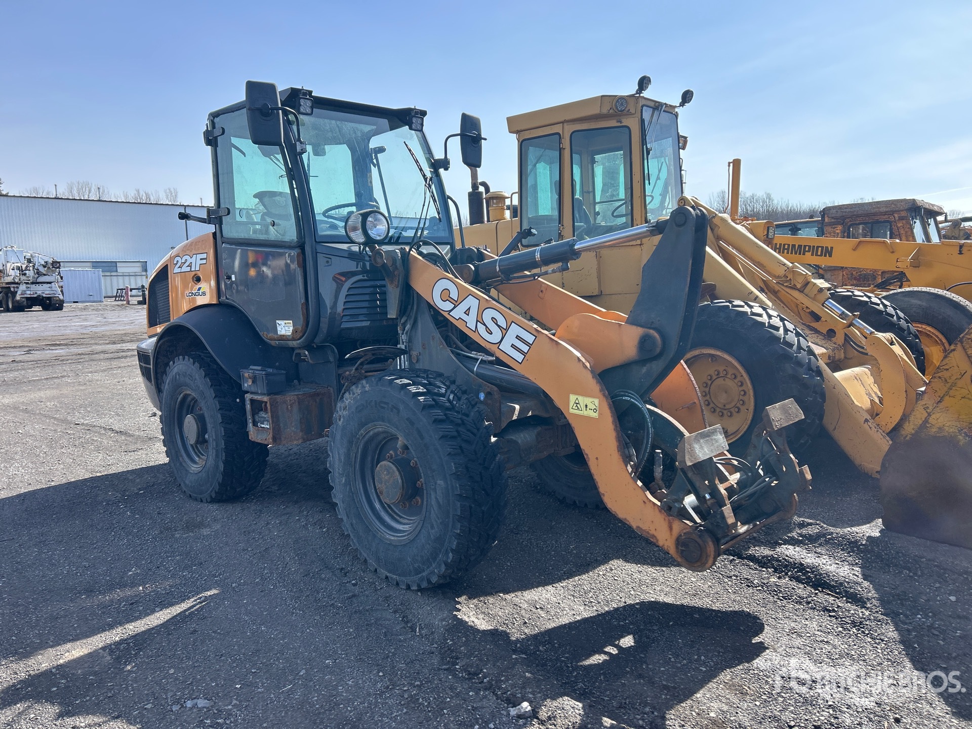 2019 Case 221F