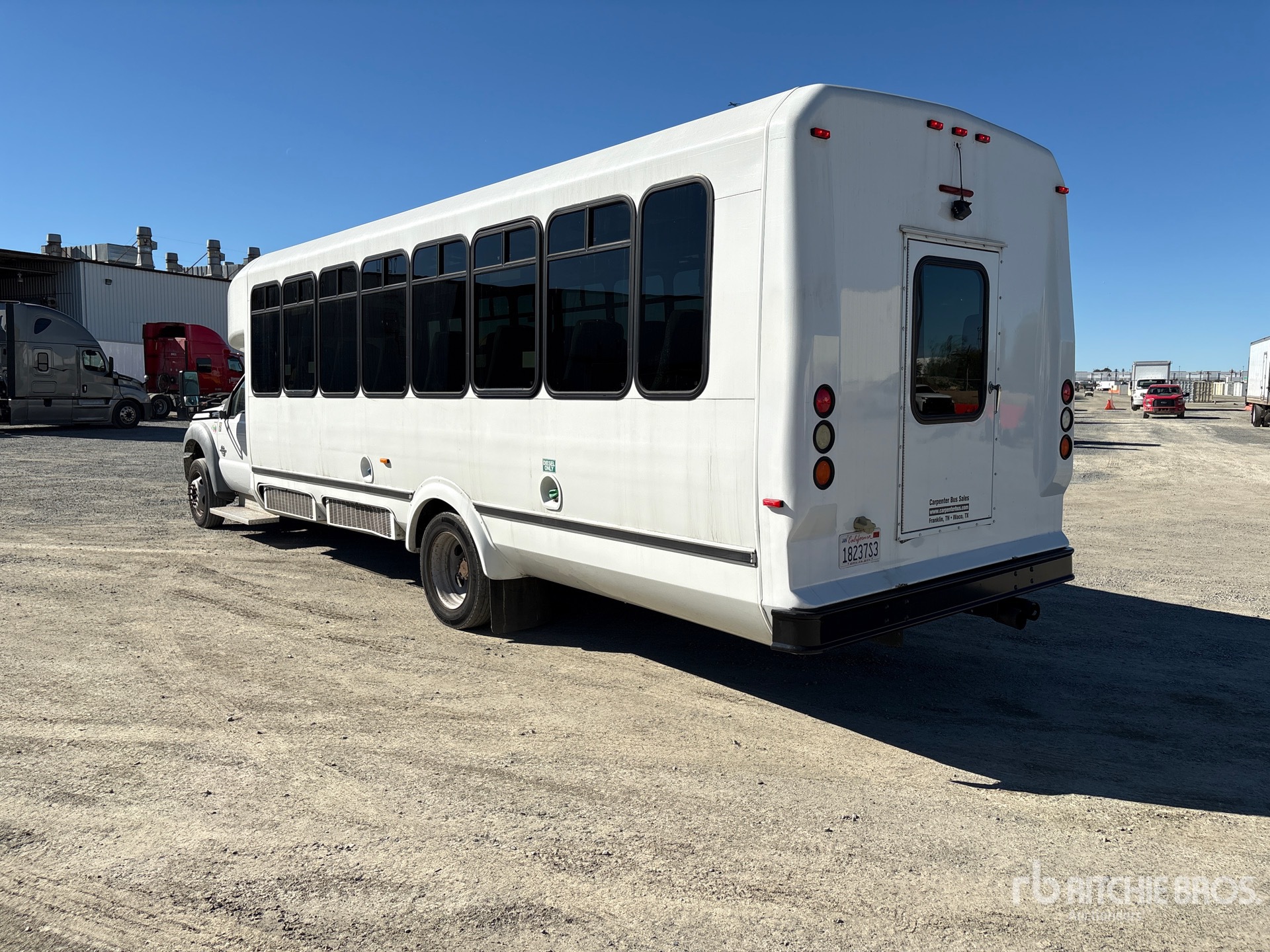 General Appearance with Foto, angolo posteriore sinistro