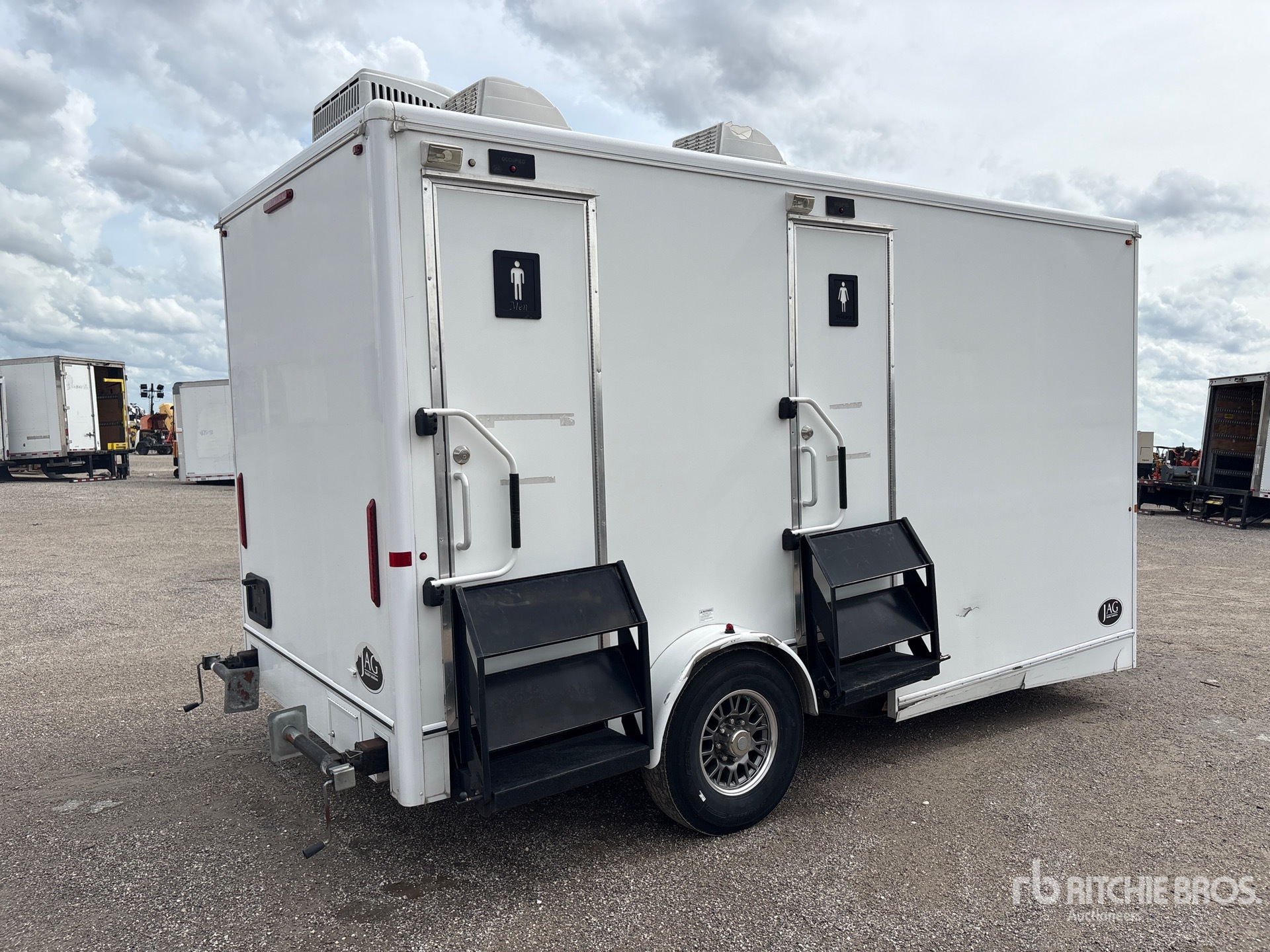 General Appearance with Bild, Ecke hinten rechts