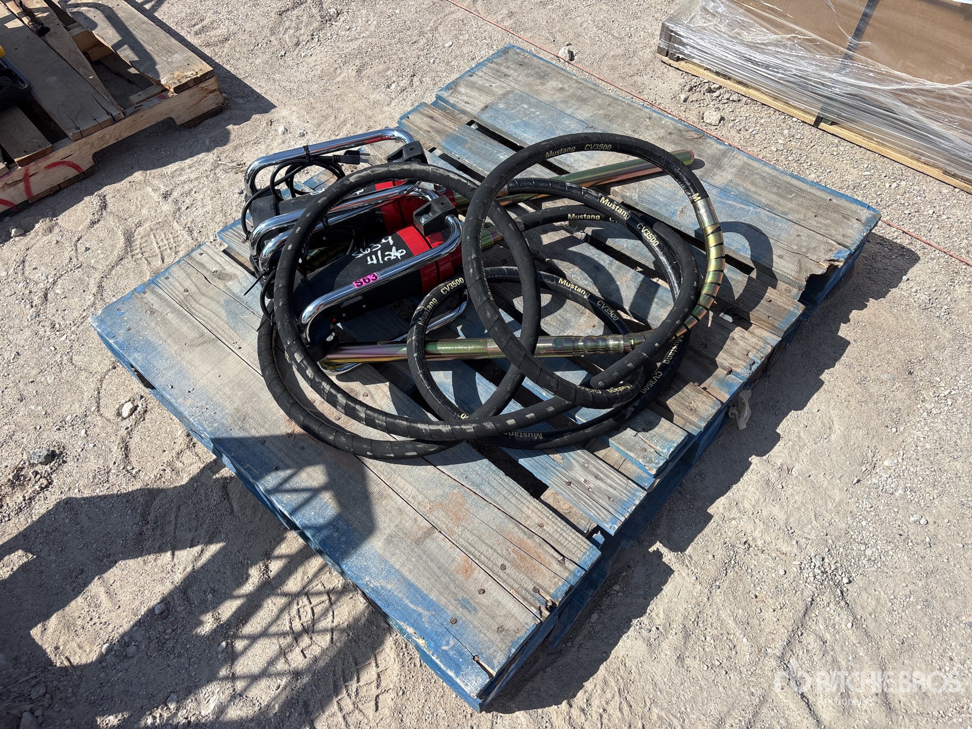 General Appearance with Featured Photo