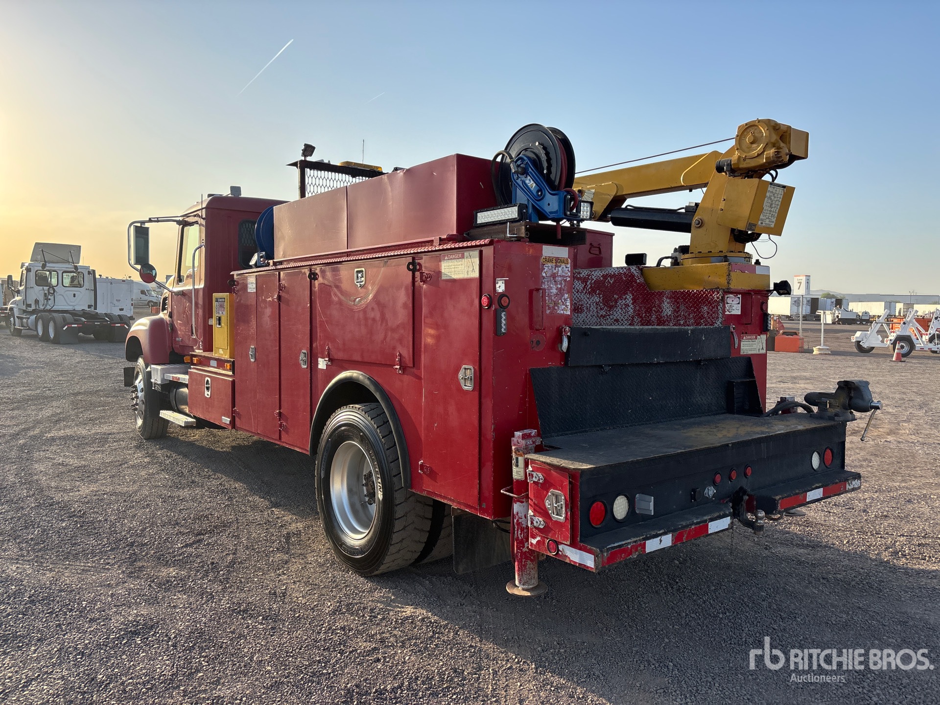 General Appearance with Picture, Left Rear Corner