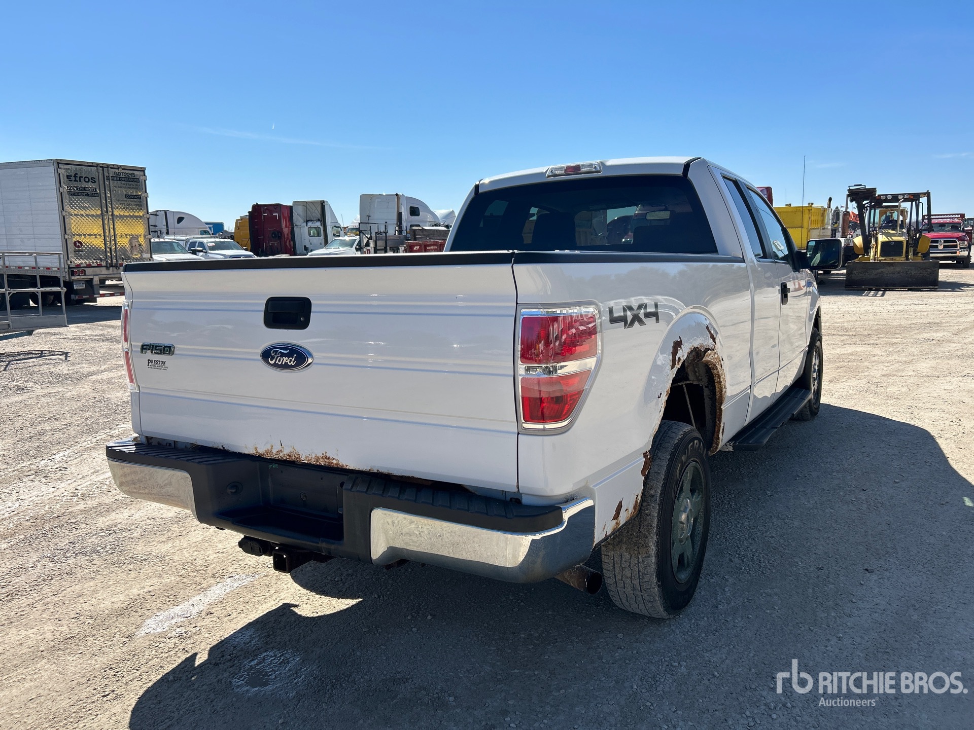 General Appearance with Picture, Right Rear Corner