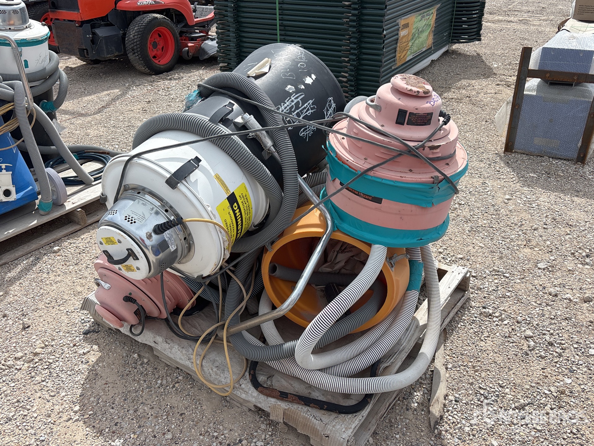 General Appearance with Foto, angolo anteriore destro