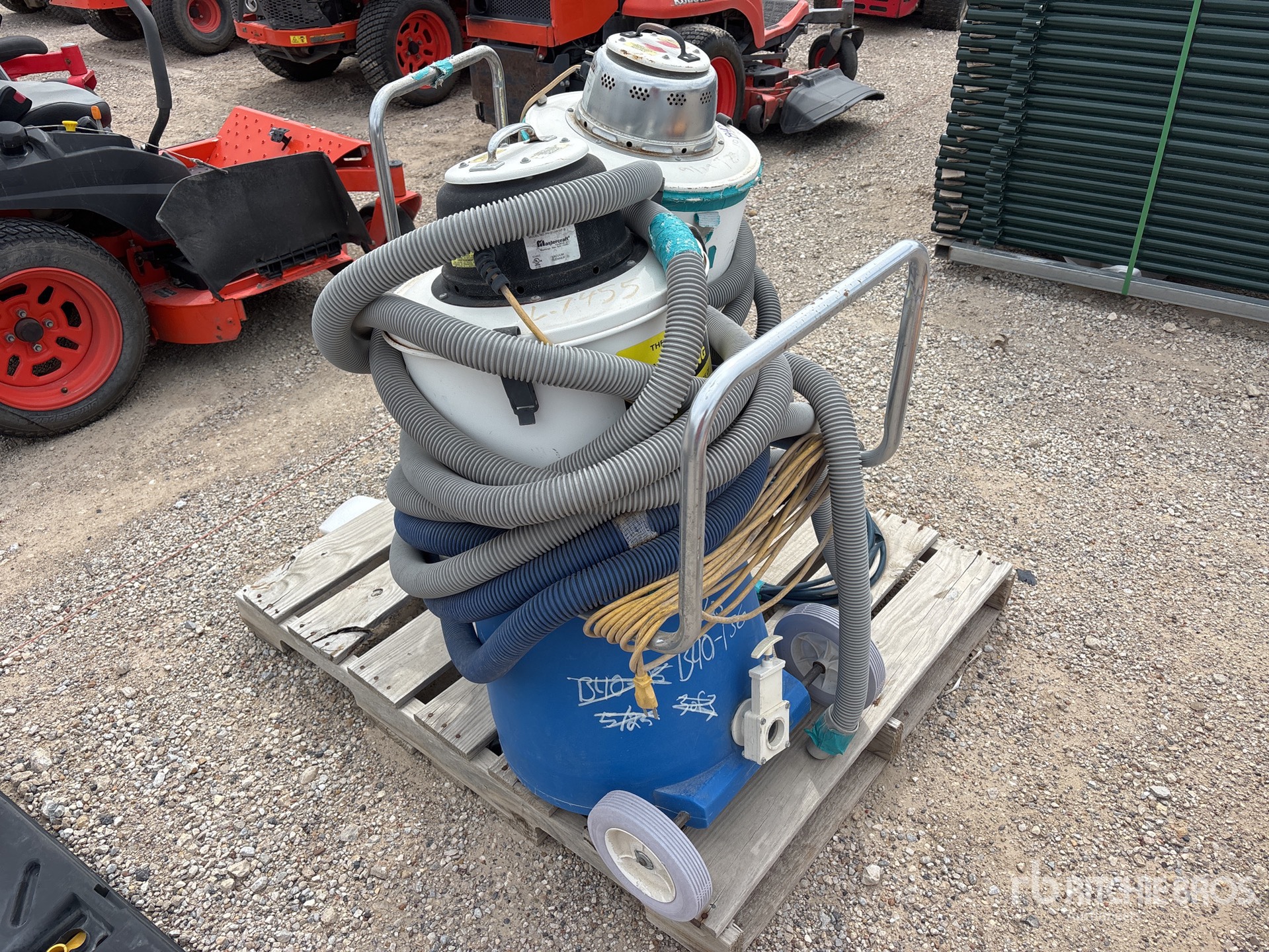 General Appearance with Foto, angolo anteriore destro